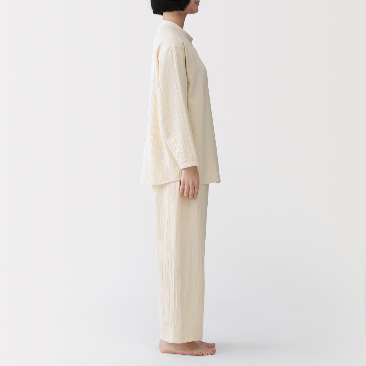 婦人　脇に縫い目のない　チーズクロスガーゼ長袖パジャマ　