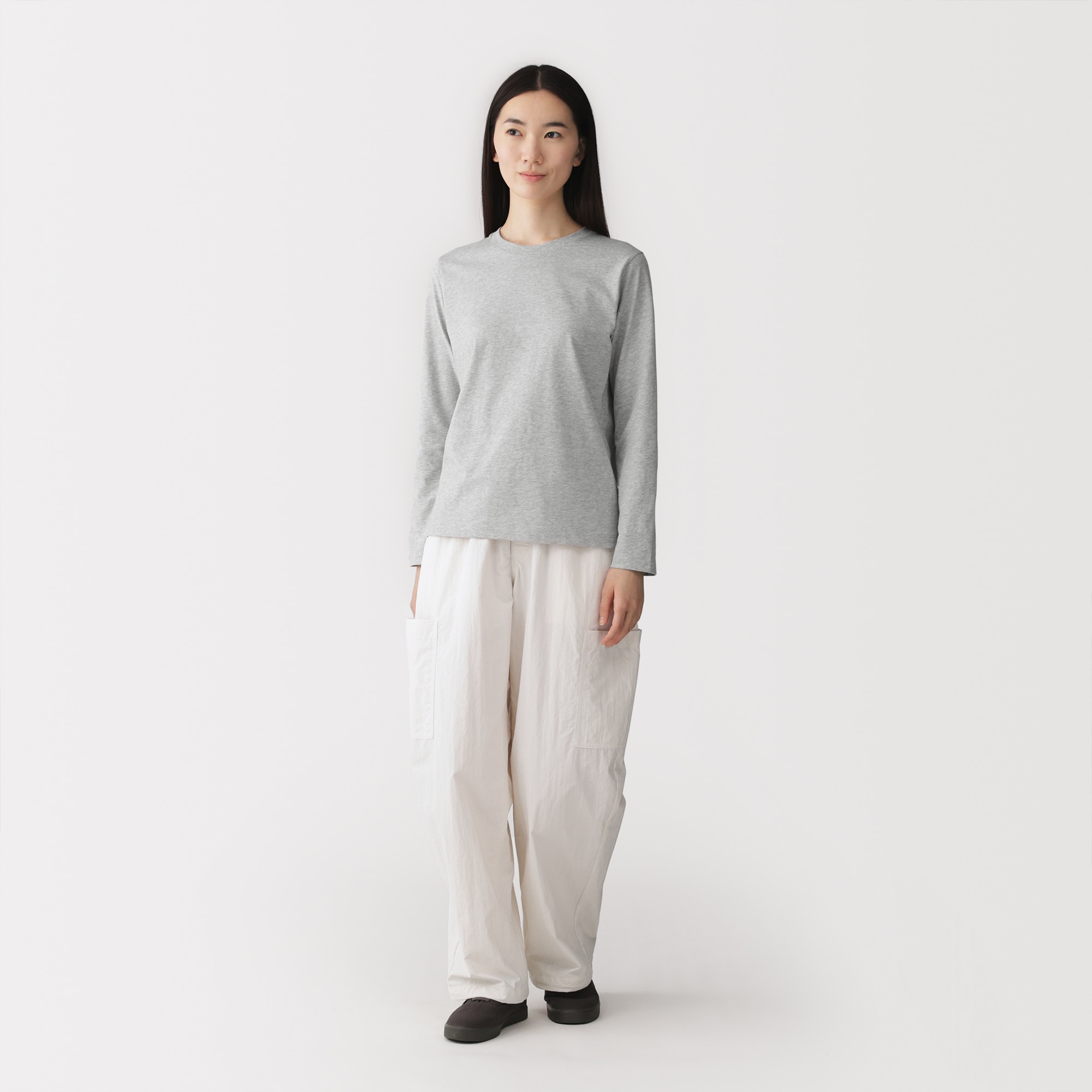 婦人　天竺編みクルーネック長袖Ｔシャツ