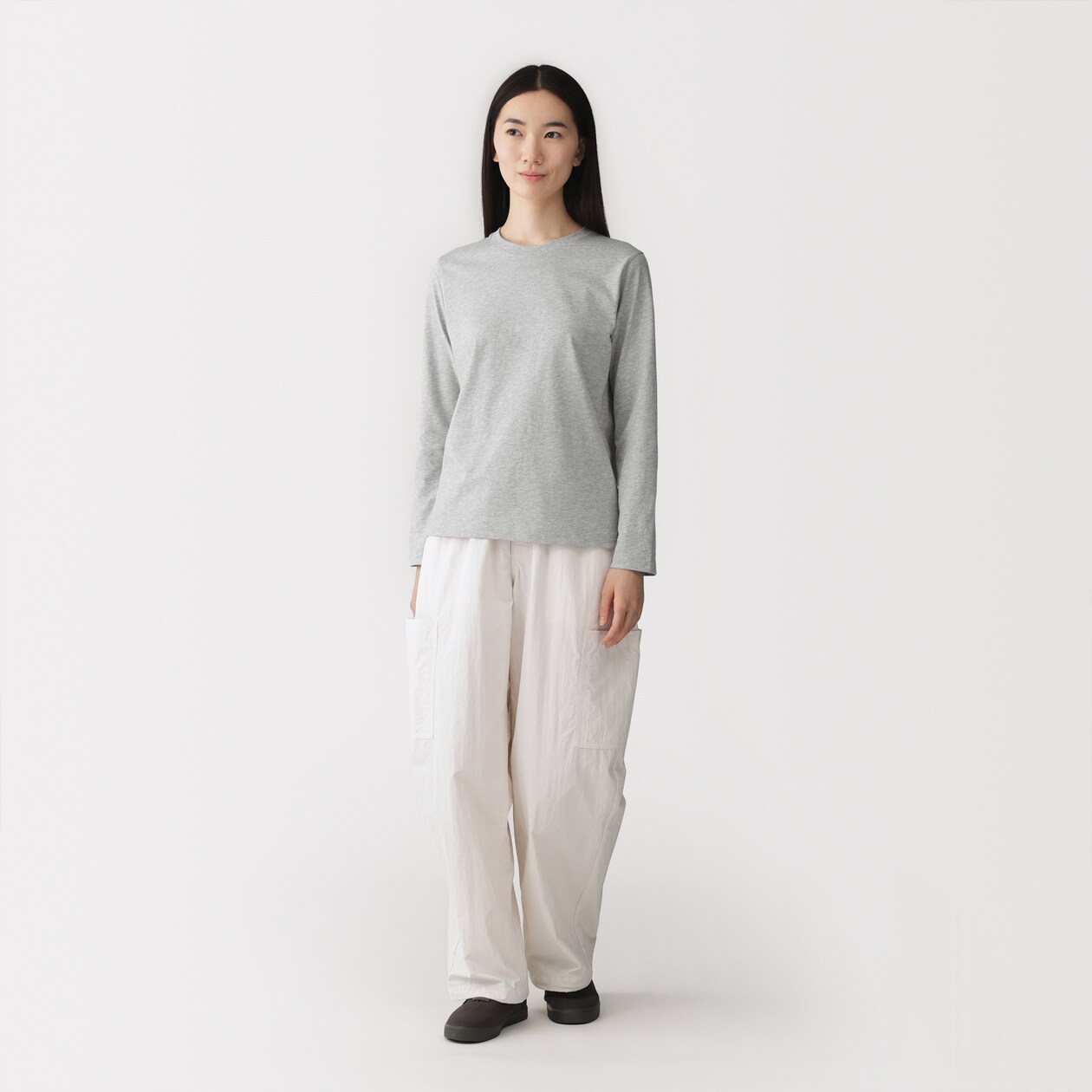 婦人　天竺編みクルーネック長袖Ｔシャツ