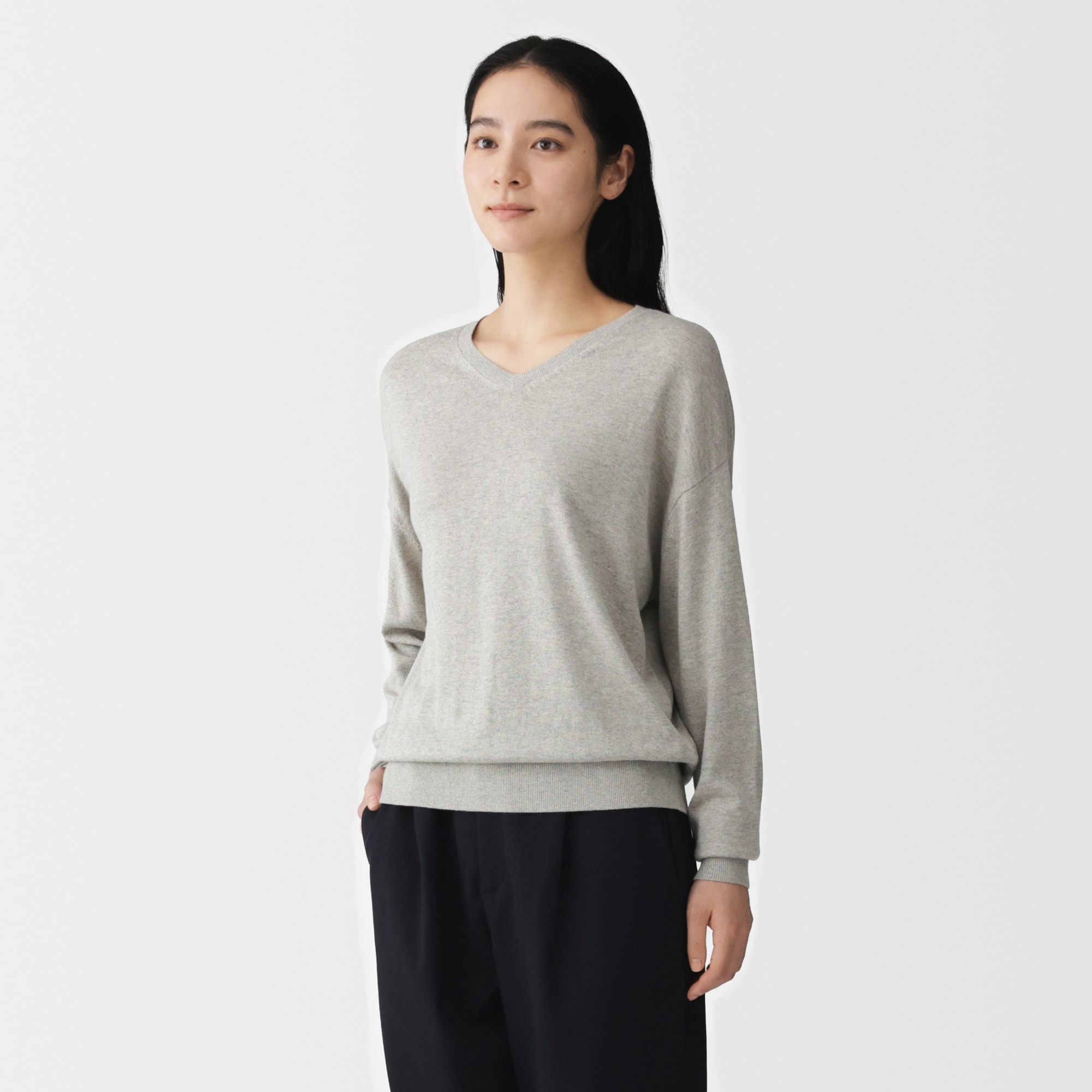 婦人　大豆繊維を使ったⅤネックセーター