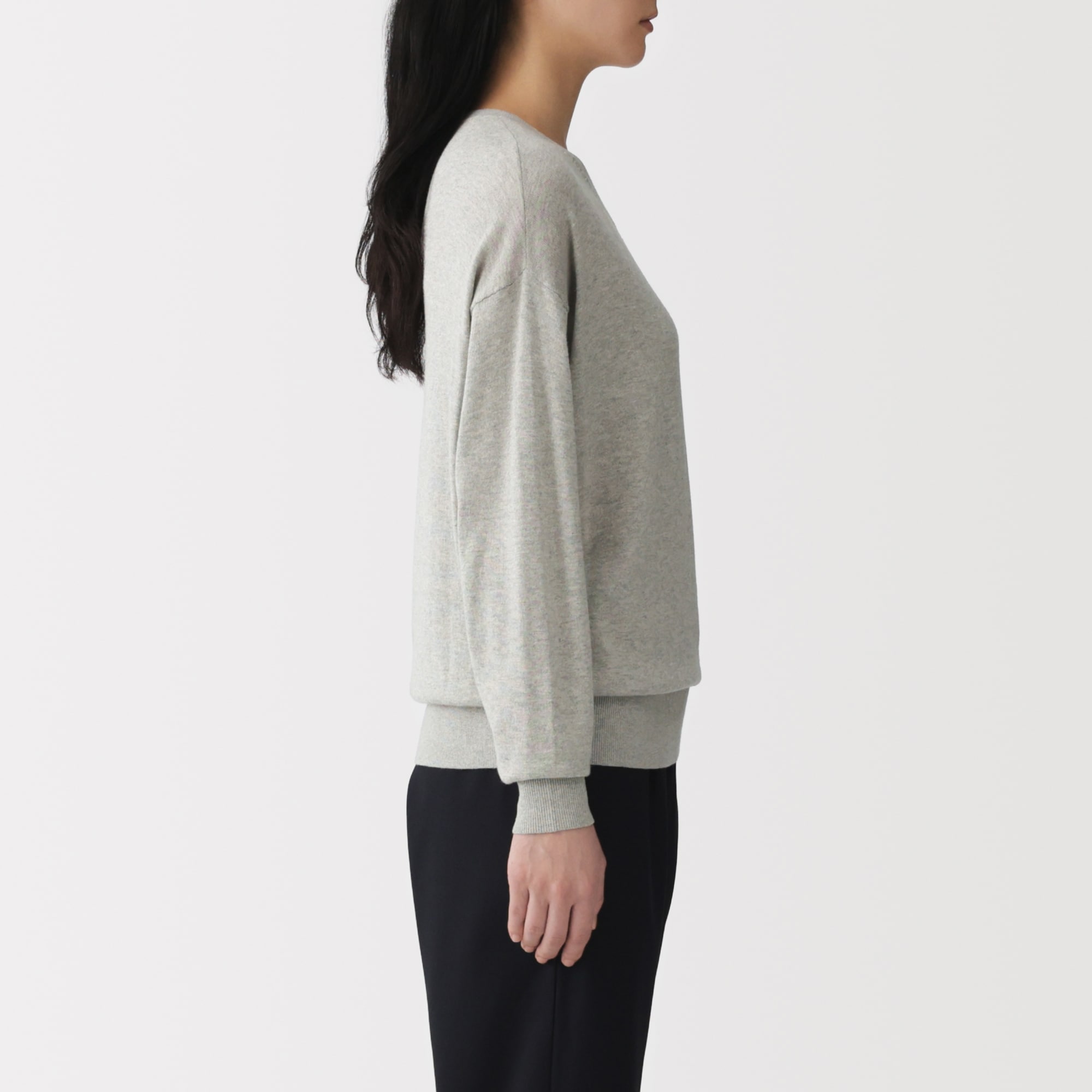 婦人　大豆繊維を使ったⅤネックセーター