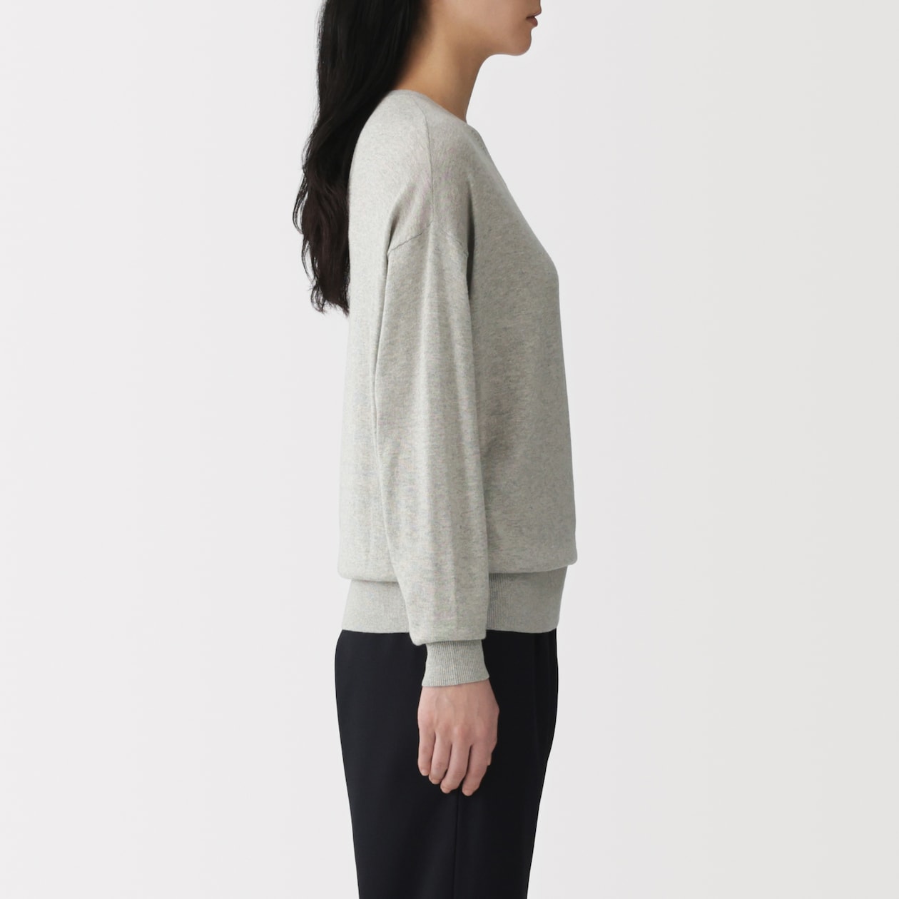 婦人　大豆繊維を使ったⅤネックセーター