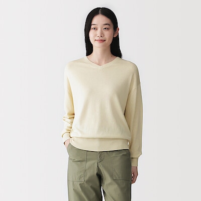 【１２月中旬発売予定】婦人　大豆繊維を使ったⅤネックセーター