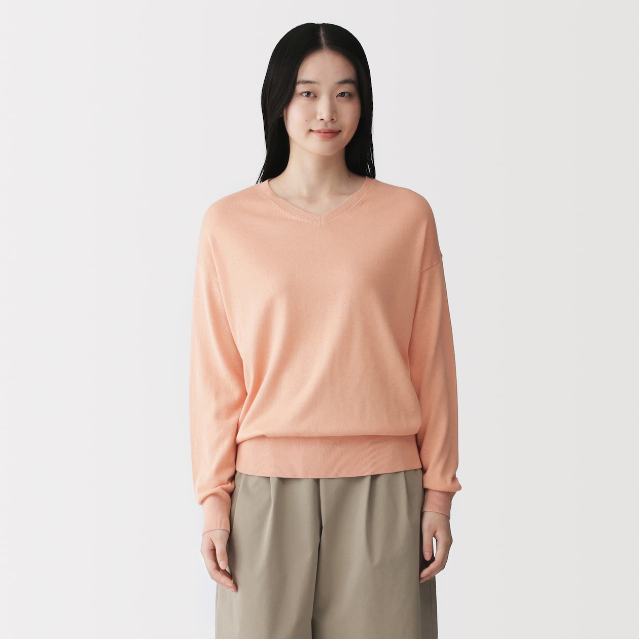 婦人　大豆繊維を使ったⅤネックセーター