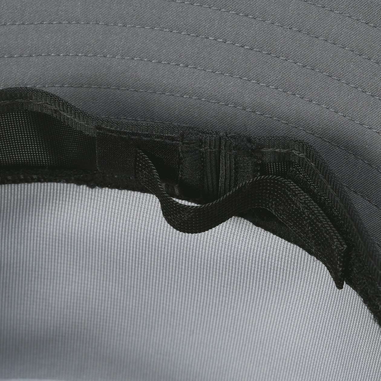 ＵＶカット透湿撥水　防水テープ使いバケットハット