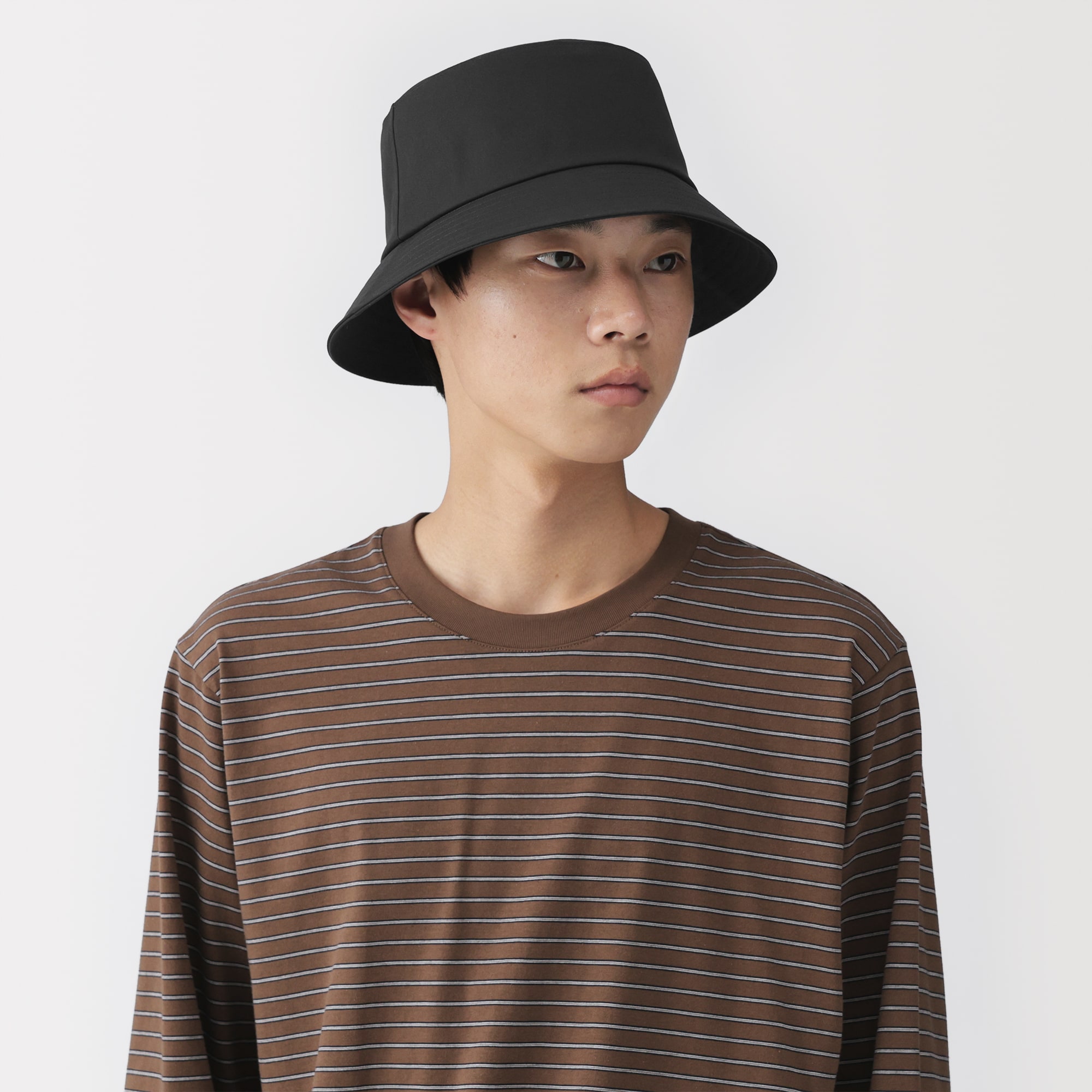 ＵＶカット透湿撥水　防水テープ使いバケットハット