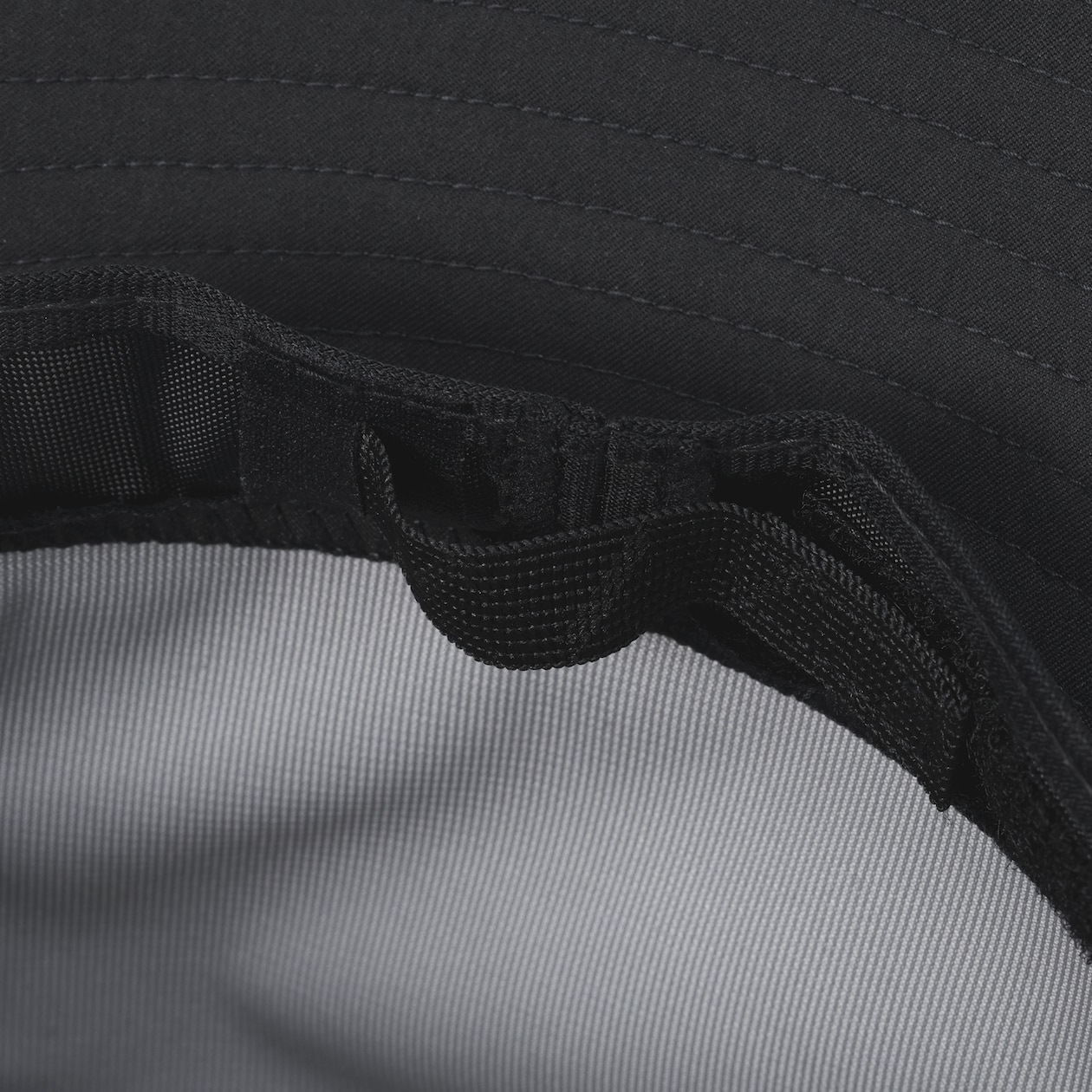 ＵＶカット透湿撥水　防水テープ使いバケットハット