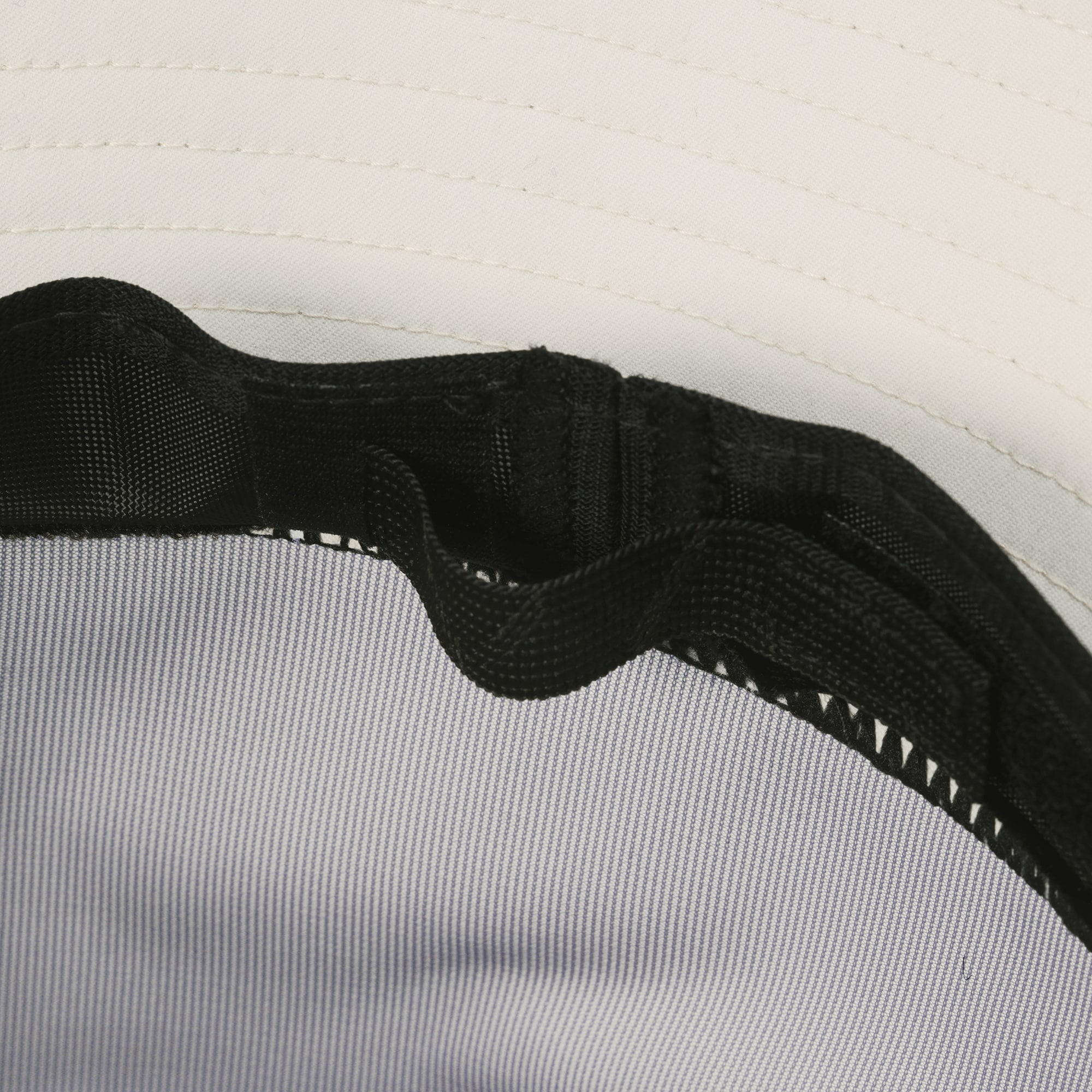 ＵＶカット透湿撥水　防水テープ使いバケットハット