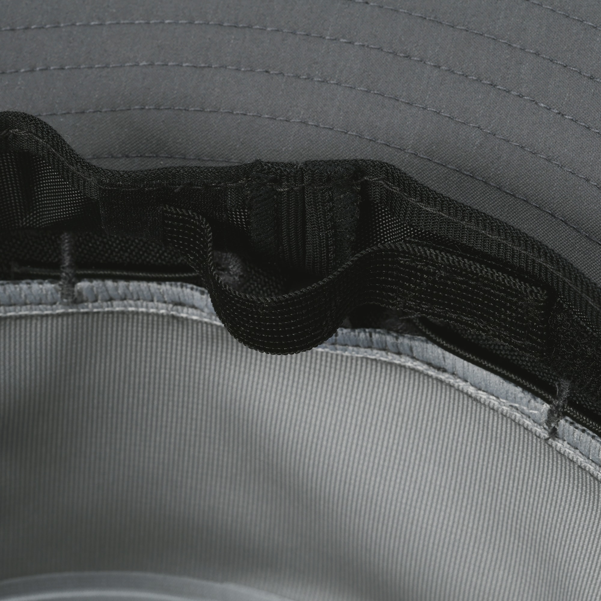 ＵＶカット透湿撥水　防水テープ使いサファリハット