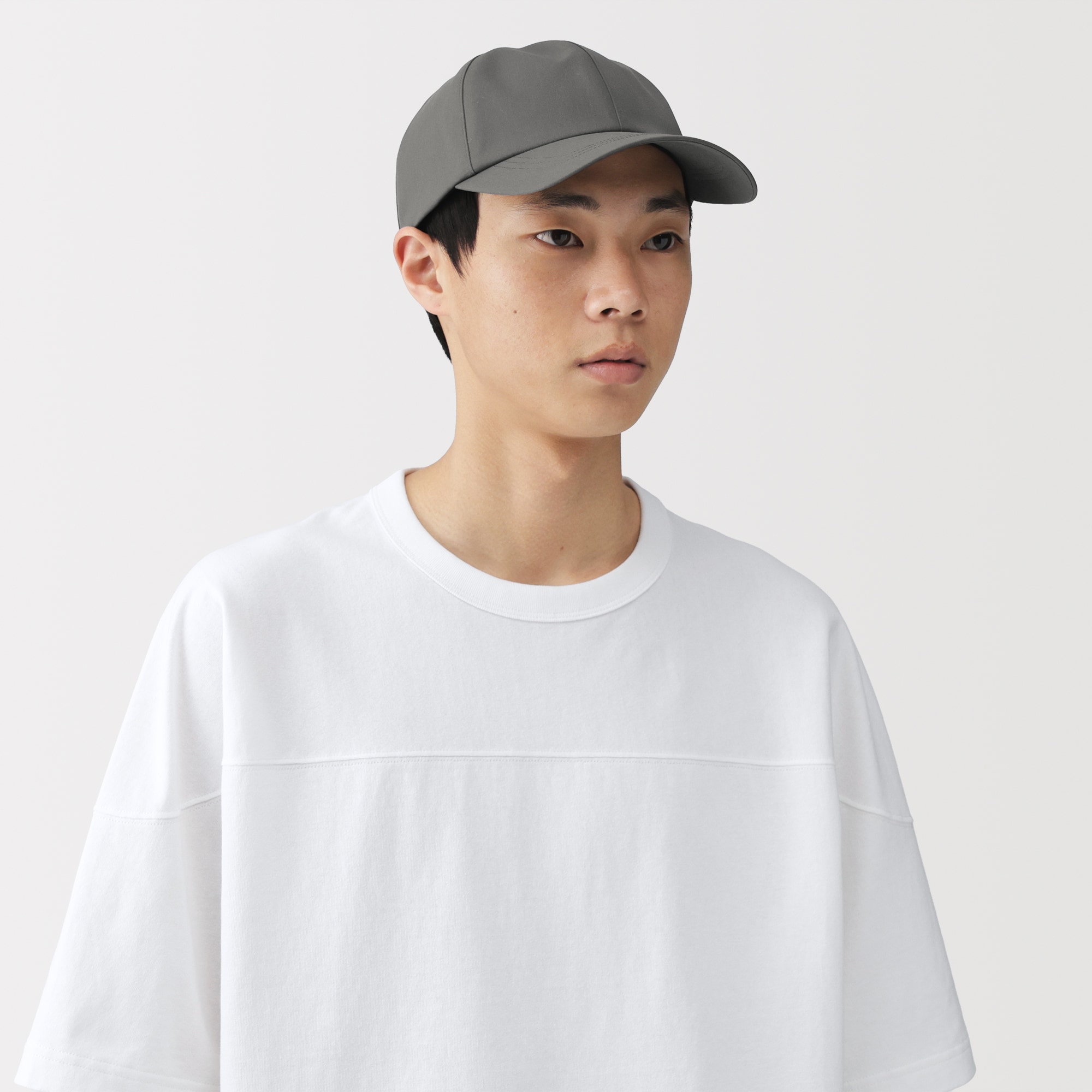 ＵＶカット透湿撥水　防水テープ使いキャップ