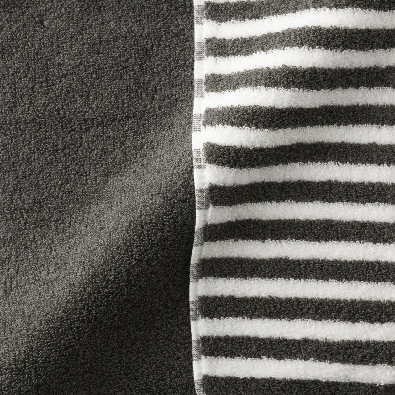 綿　タオル　ハーフハンカチ　２枚組