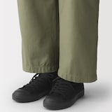 婦人　疲れにくい　撥水　スニーカー