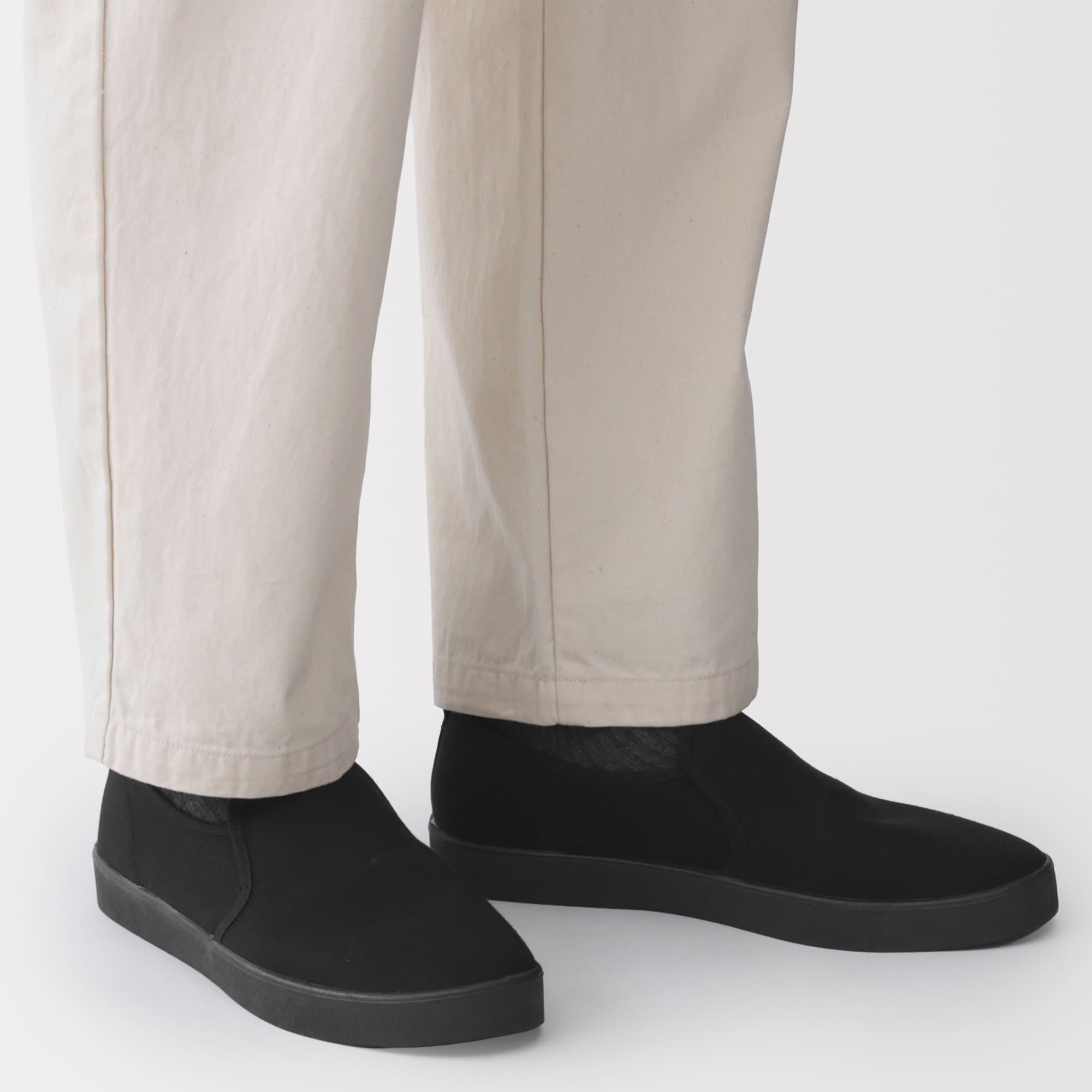 紳士 柔らかい中敷を使用した 撥水 スリッポンスニーカー | 無印良品