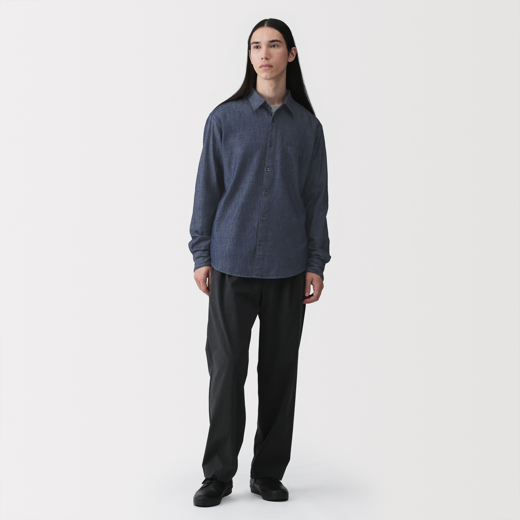 紳士　デニムシャツ