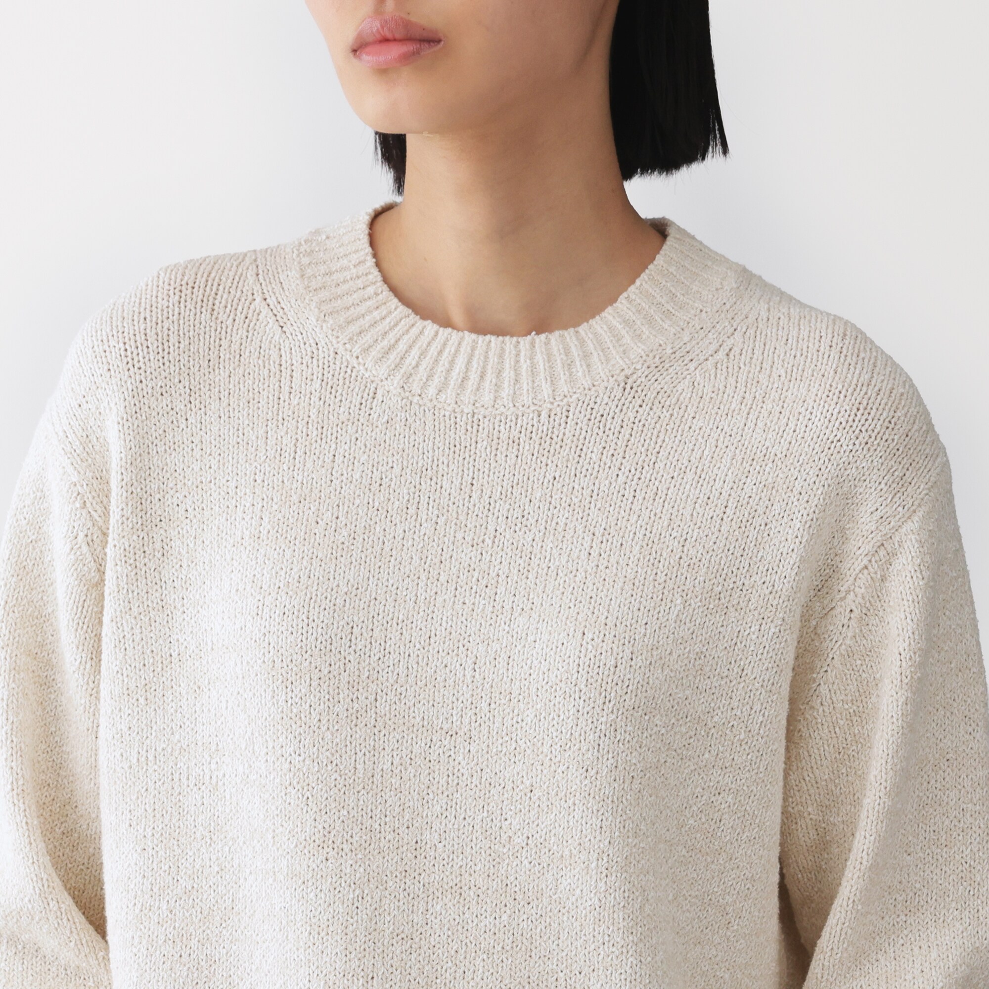 婦人　コットン混ブークレクルーネックセーター