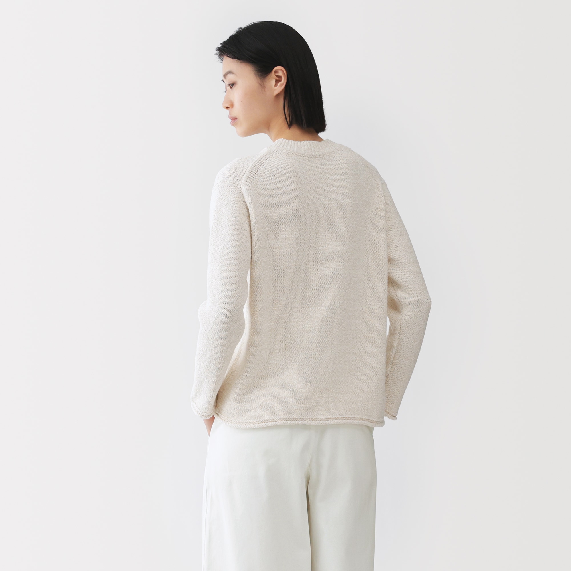 婦人　コットン混ブークレクルーネックセーター