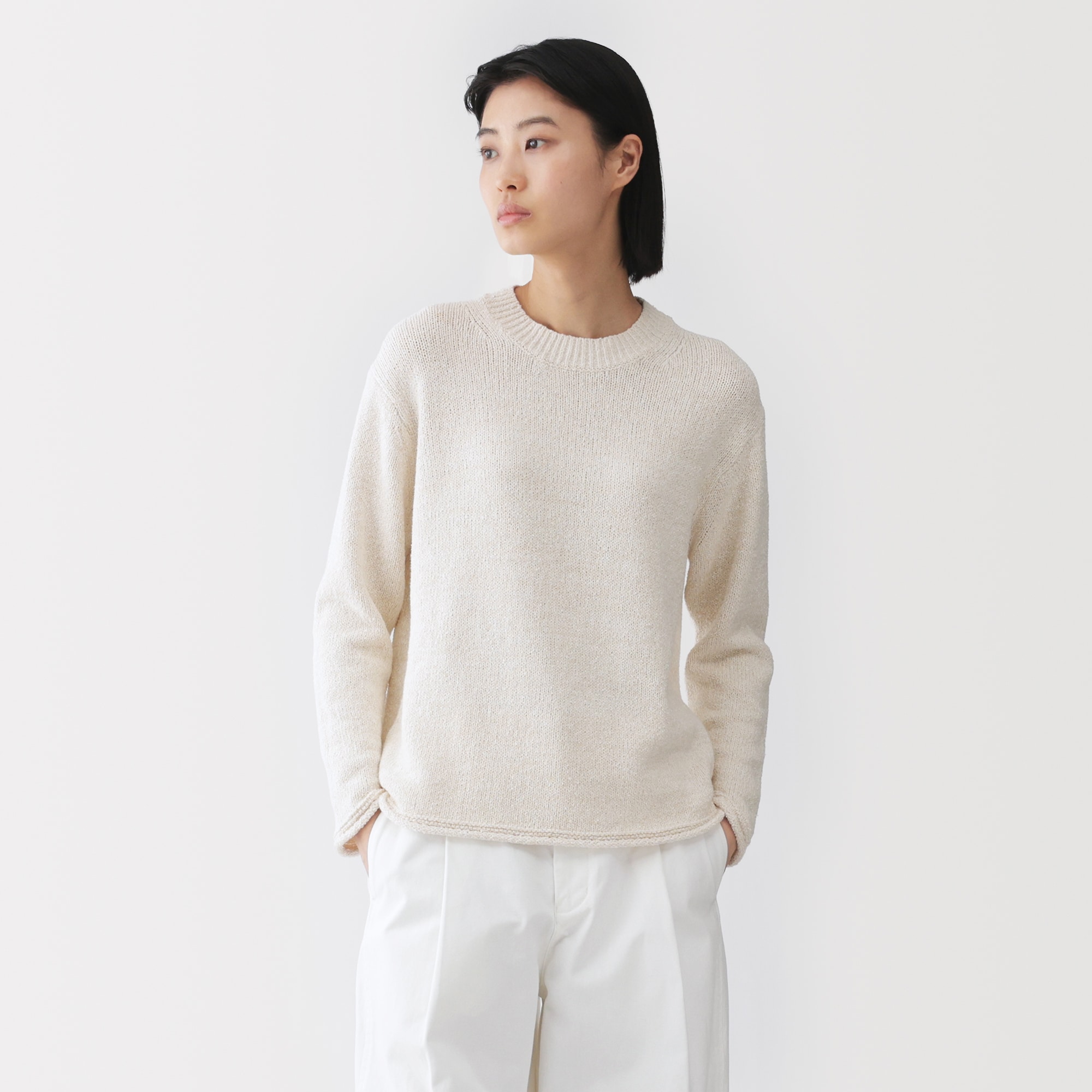 婦人　コットン混ブークレクルーネックセーター