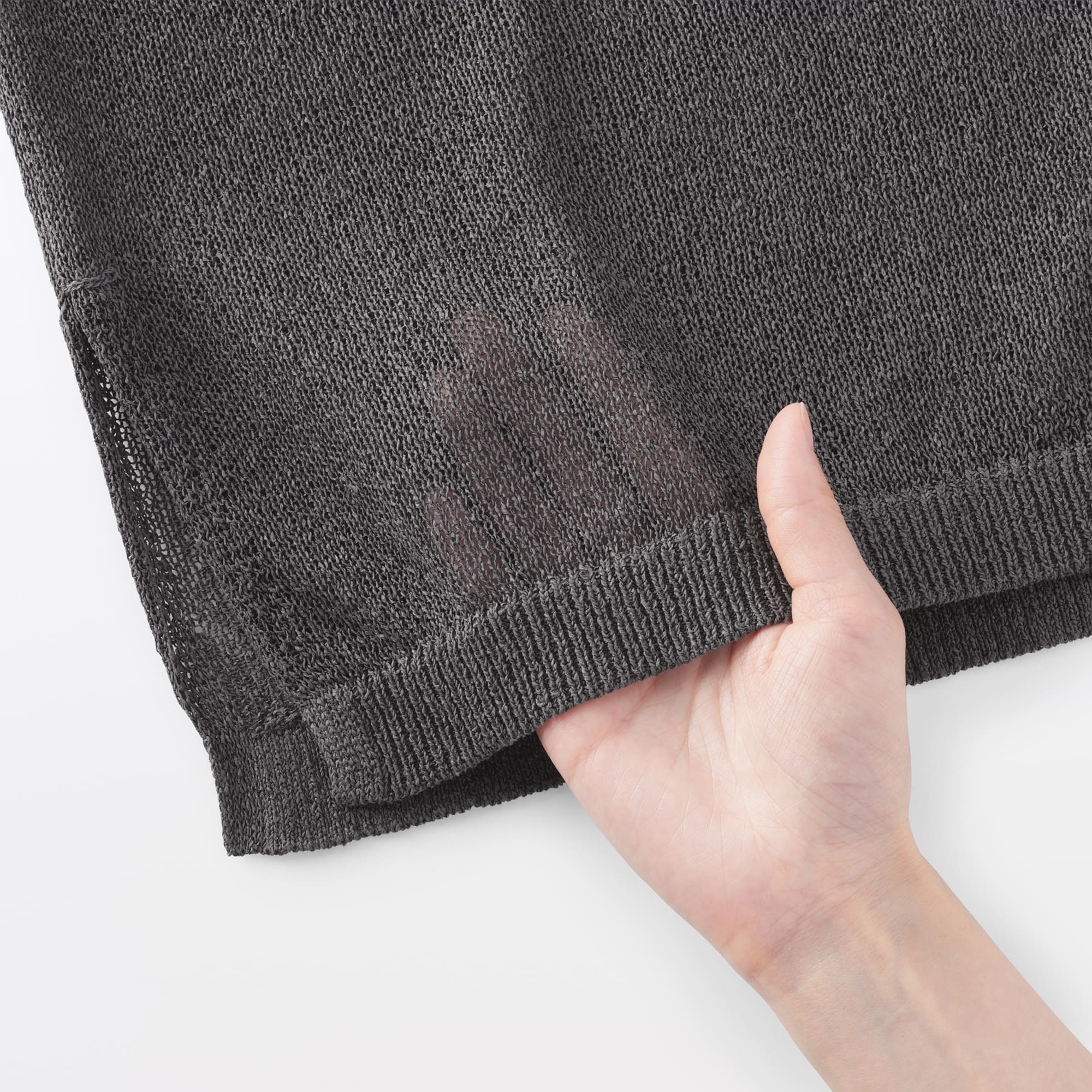 婦人　和紙混スリーブレスセーター