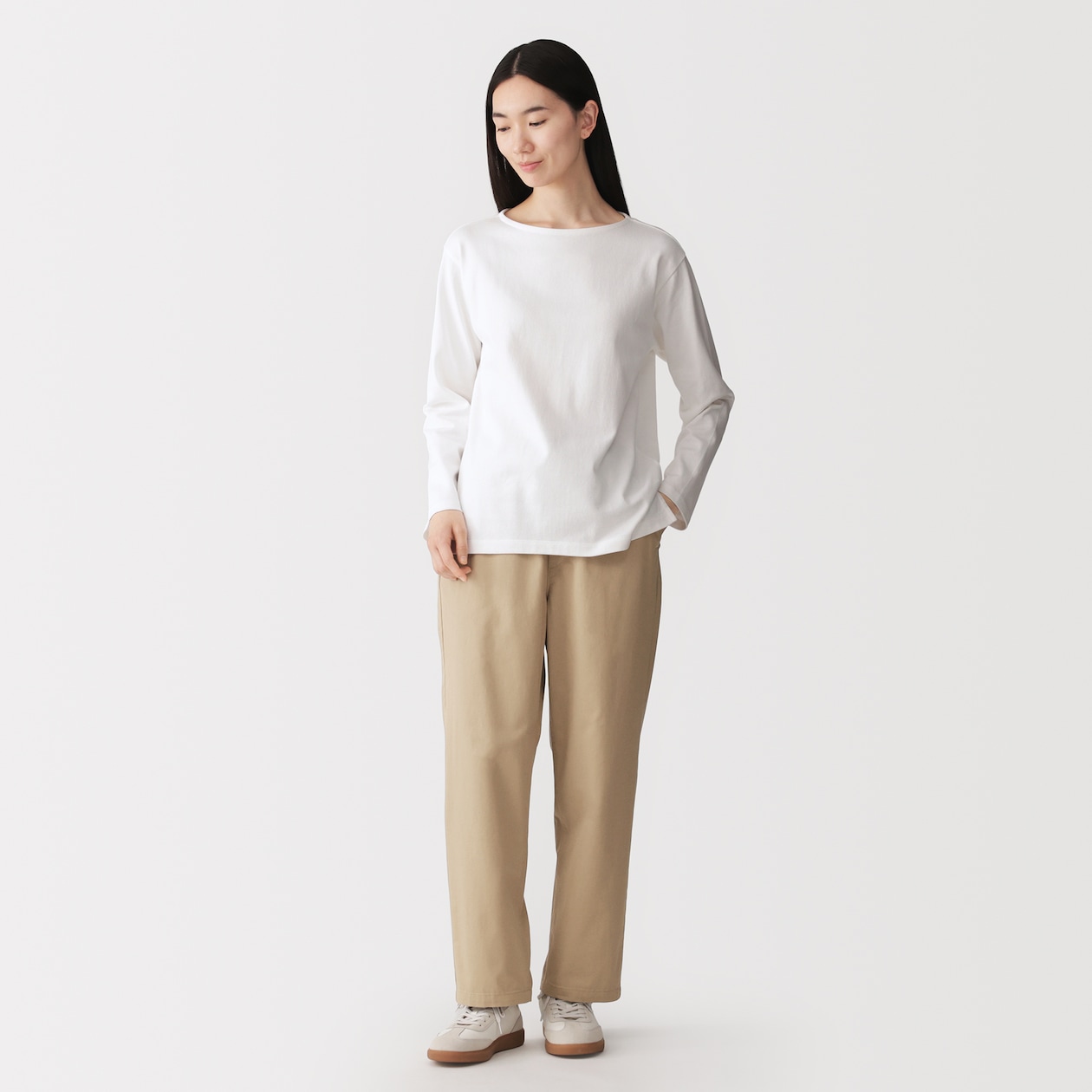 婦人　洗いざらし　コットンイージーテーパードパンツ