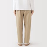 婦人　洗いざらし　コットンイージーテーパードパンツ