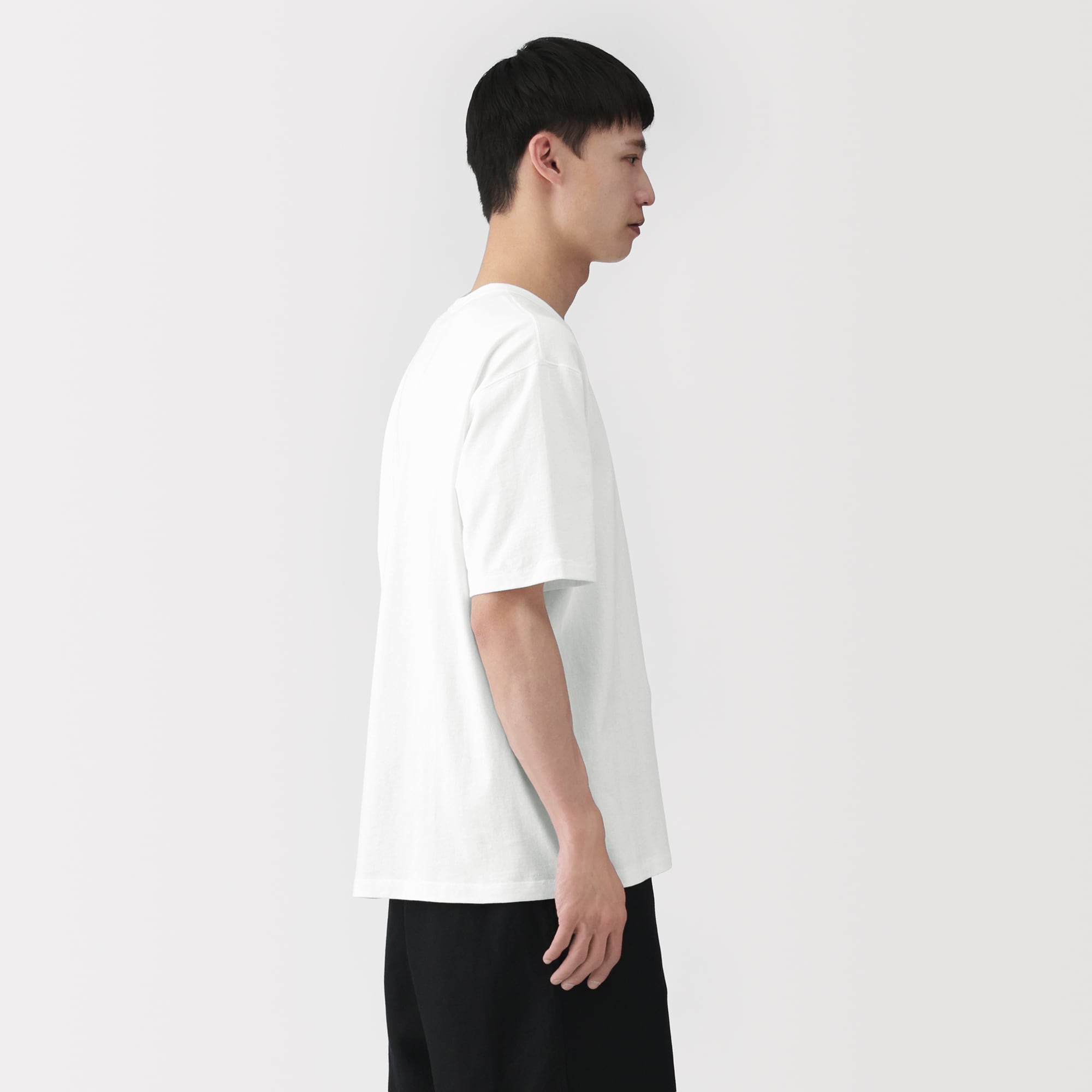 紳士　昔ながらの製法で編み立てた天竺クルーネック半袖Ｔシャツ