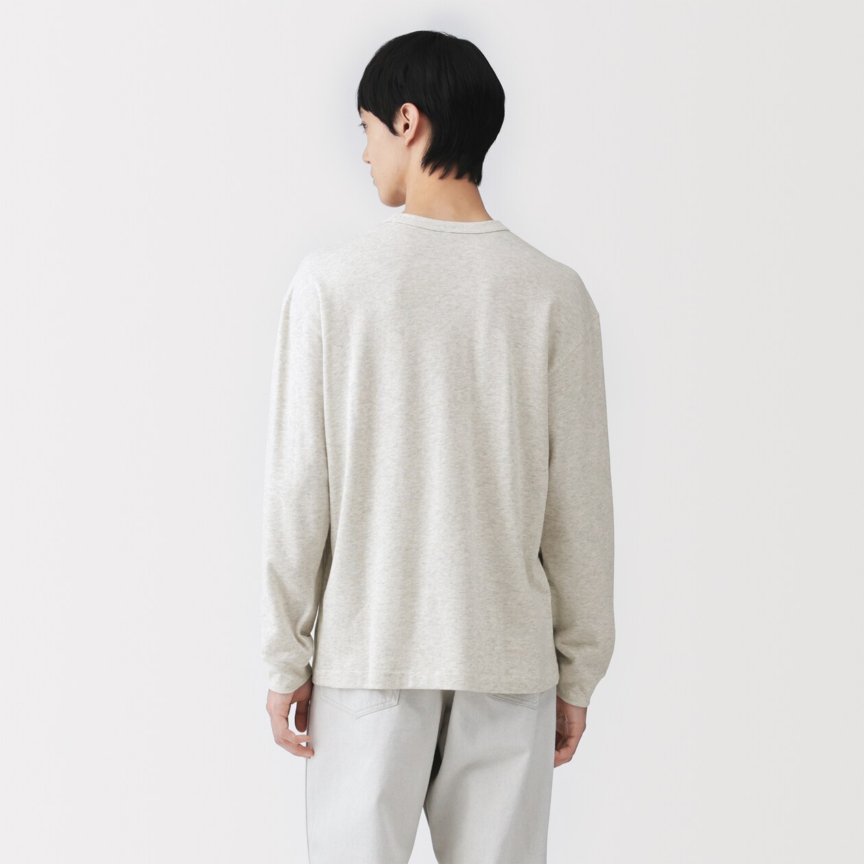 紳士　昔ながらの製法で編み立てたミニ裏毛クルーネック長袖Ｔシャツ