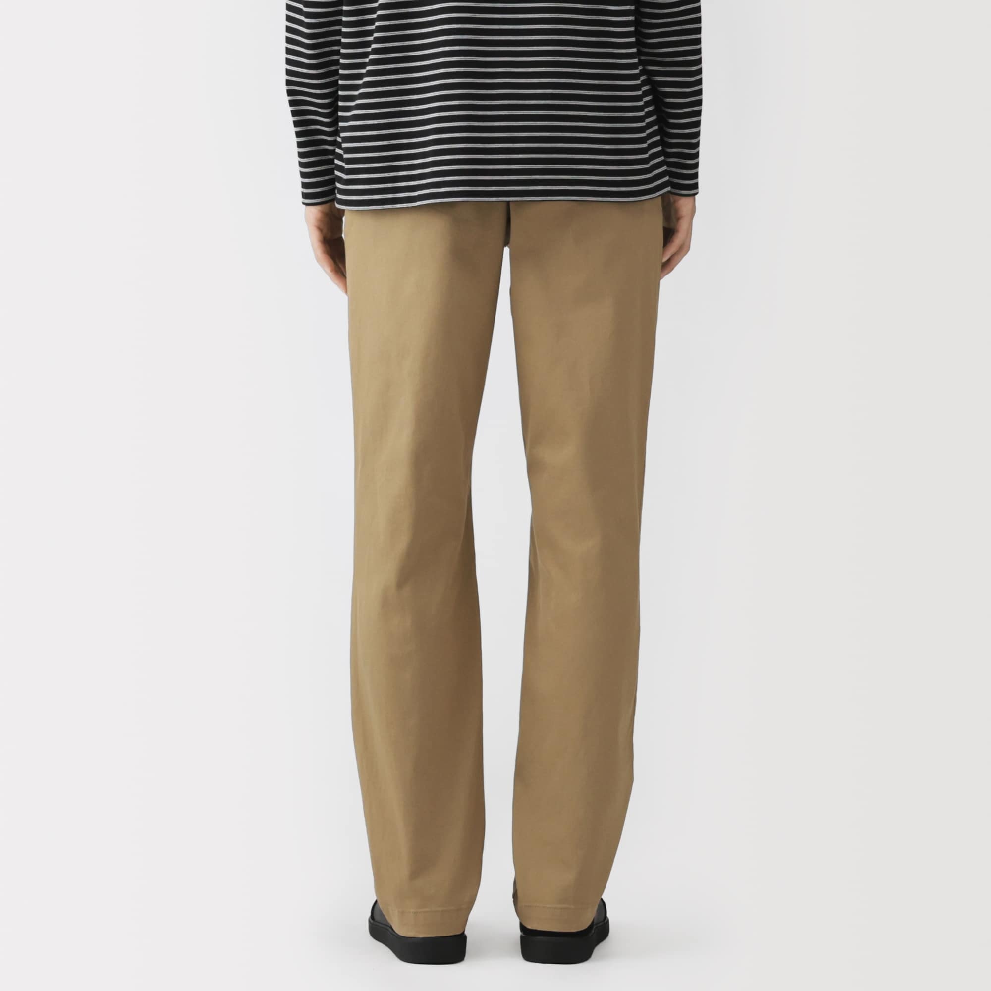 紳士　ストレッチチノスリムパンツ