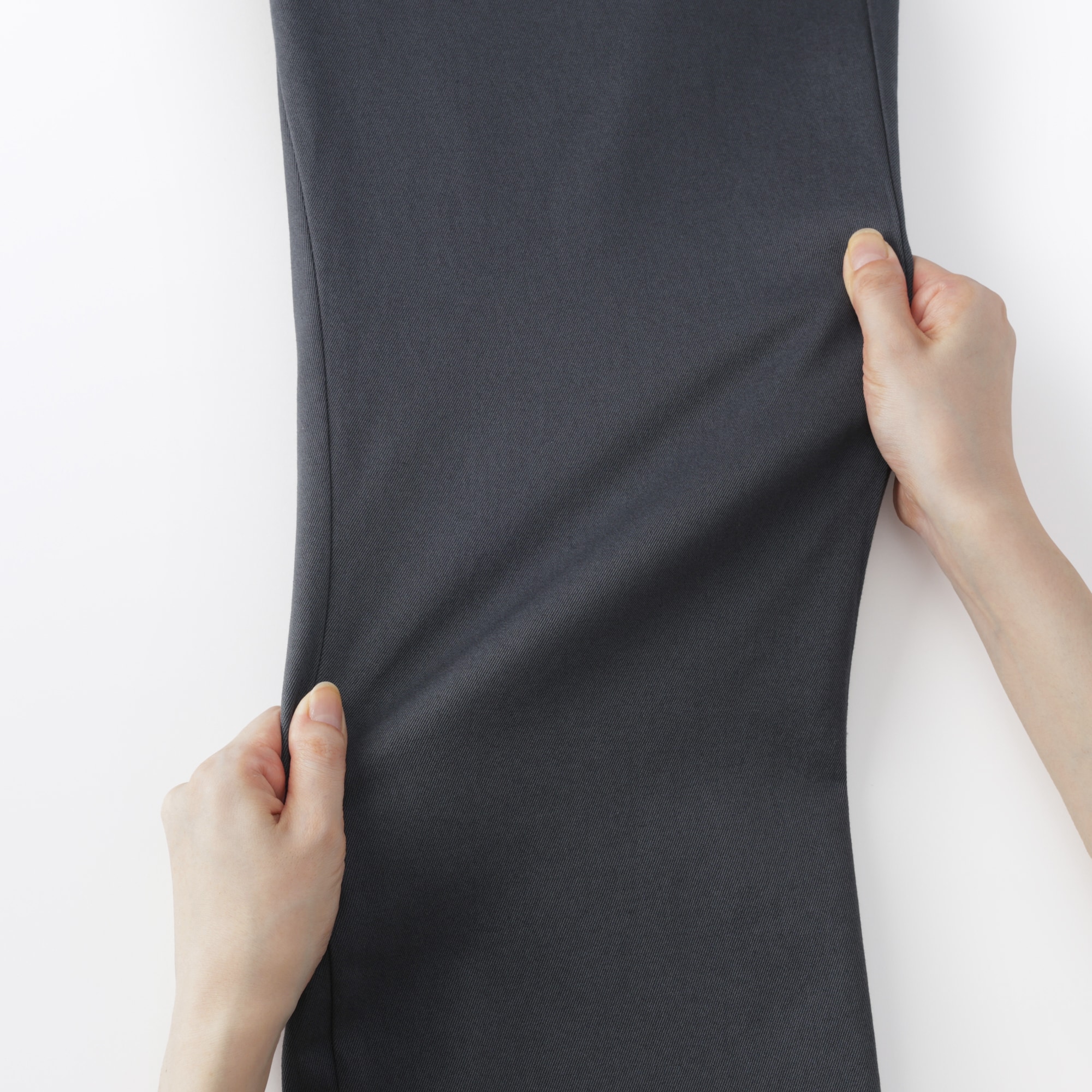 紳士　ストレッチチノスリムパンツ