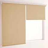 ポリエステルサテン遮光ロールスクリーン／ベージュ