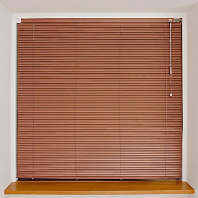 アルミブラインド・テンションタイプ／ブラウン