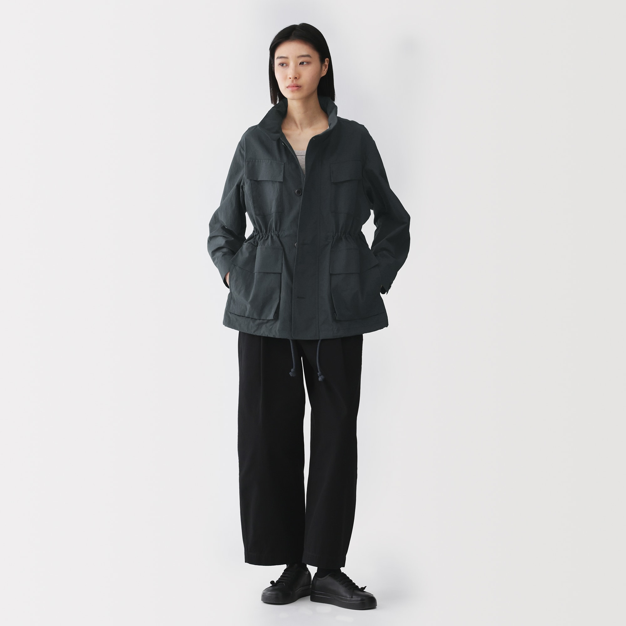 婦人　天然素材を原料に染色したワークブルゾン