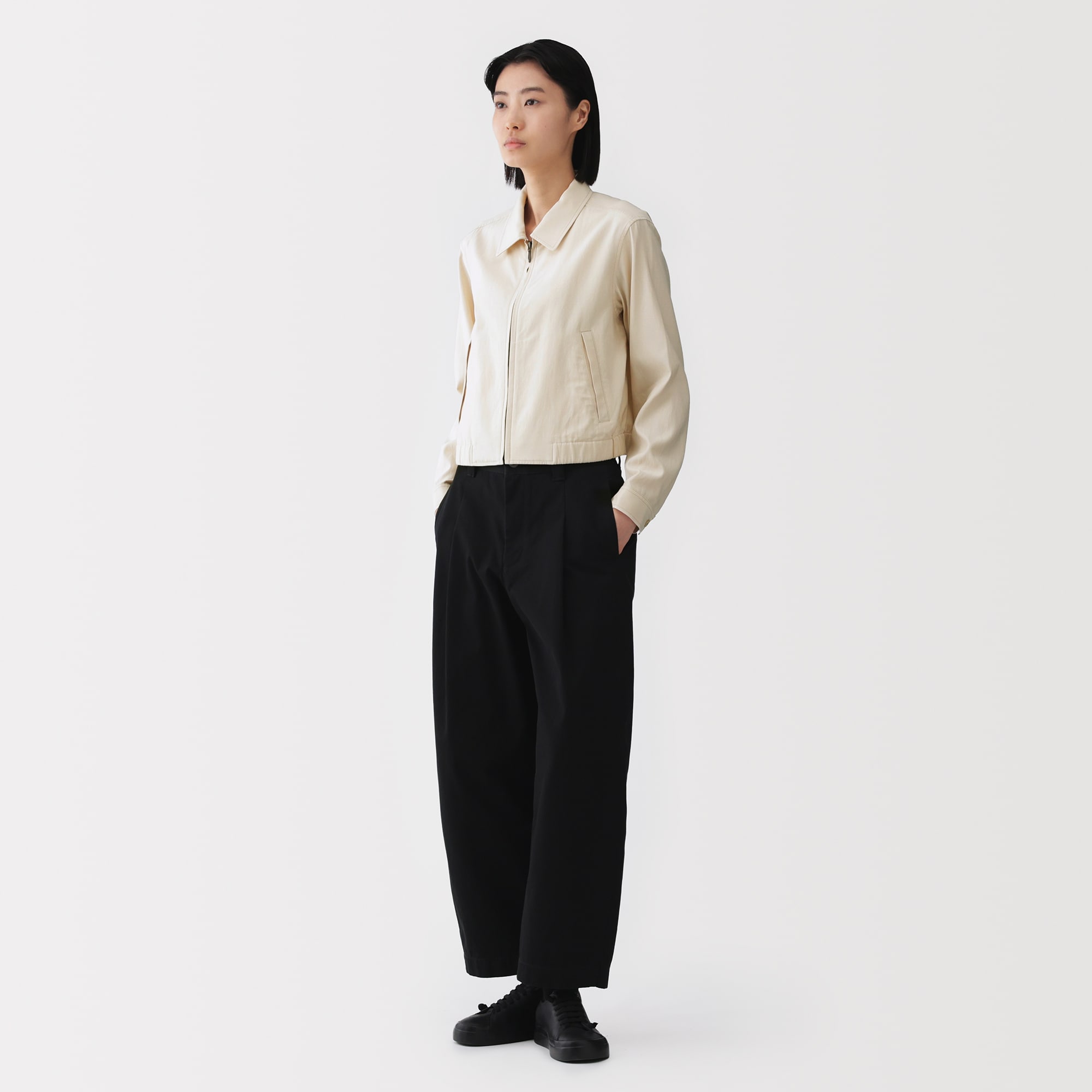 婦人　レーヨンコットン　襟付きショートブルゾン