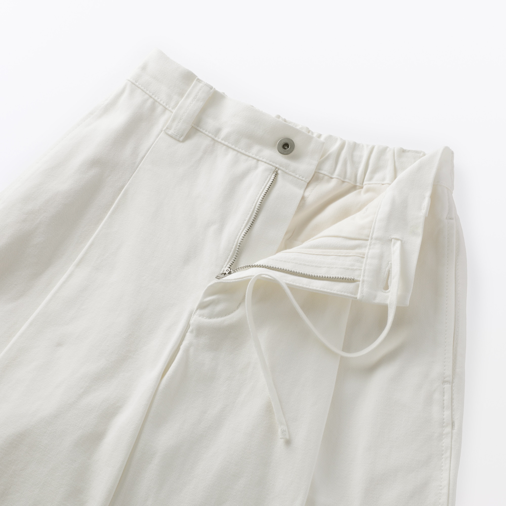 婦人　コットンキャンバス　タックバレルパンツ