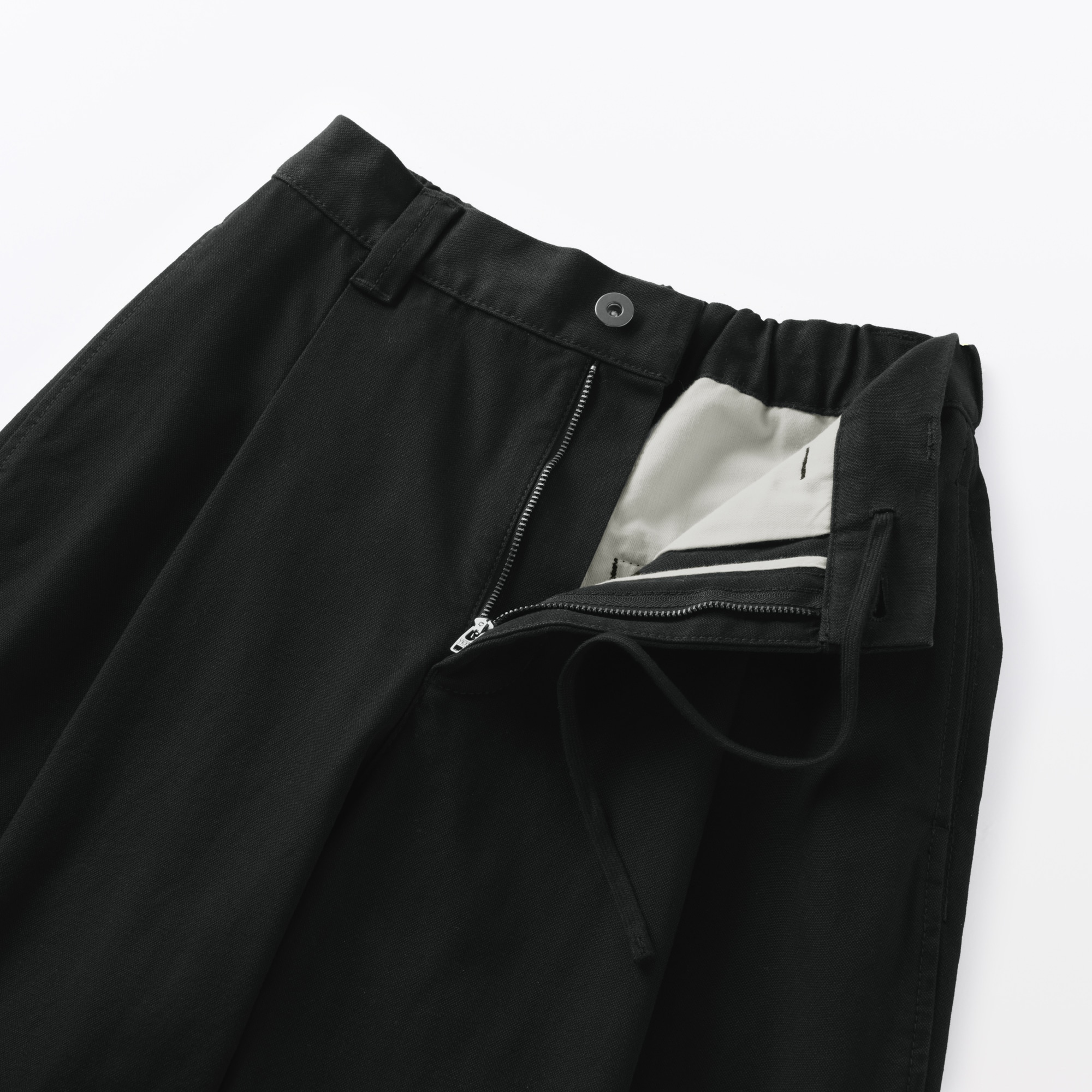 婦人　コットンキャンバス　タックバレルパンツ