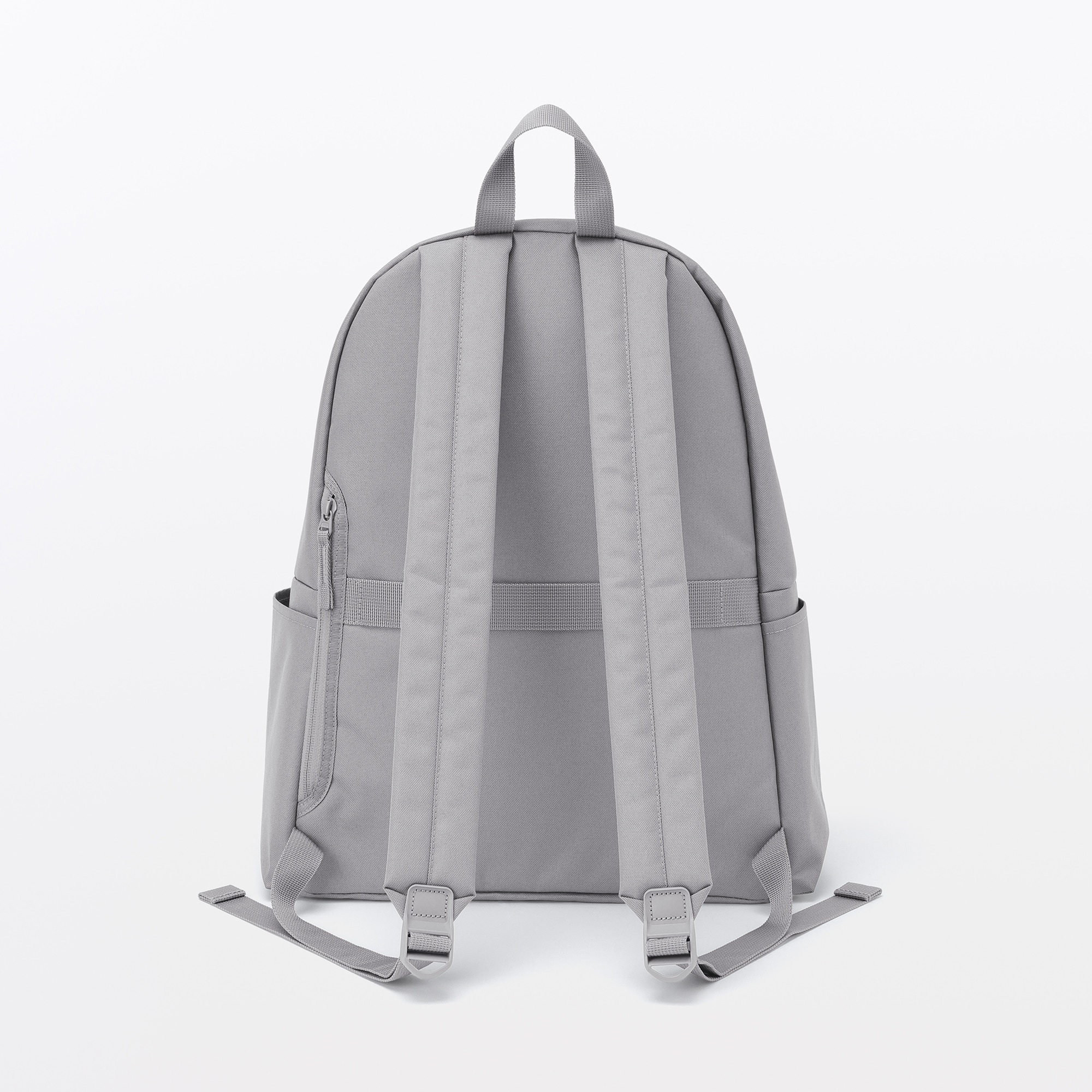 肩の負担を軽くする　撥水　リュックサック