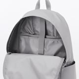 肩の負担を軽くする　撥水　リュックサック