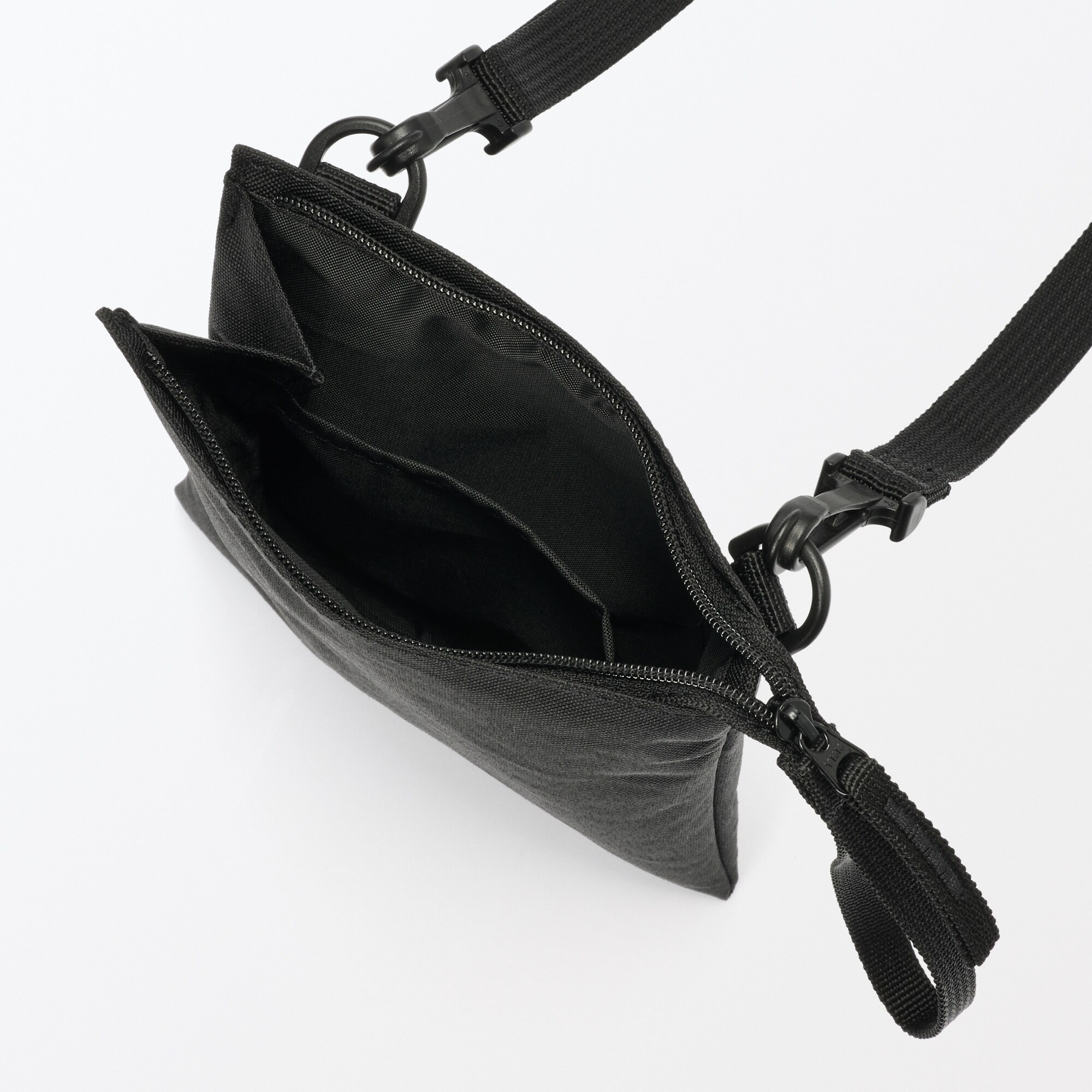 撥水　再生ポリエステル　ミニサコッシュ