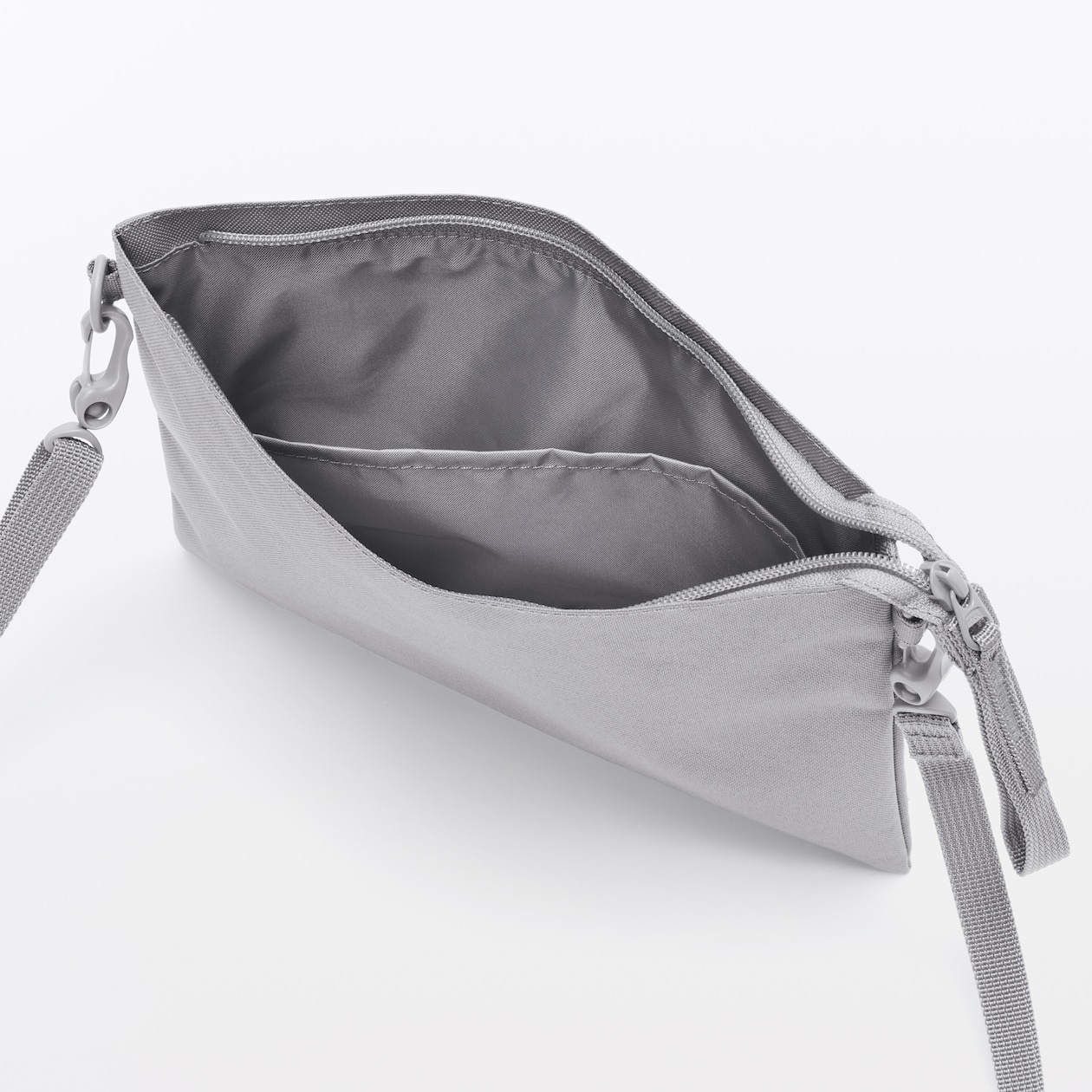 撥水　再生ポリエステル　サコッシュ