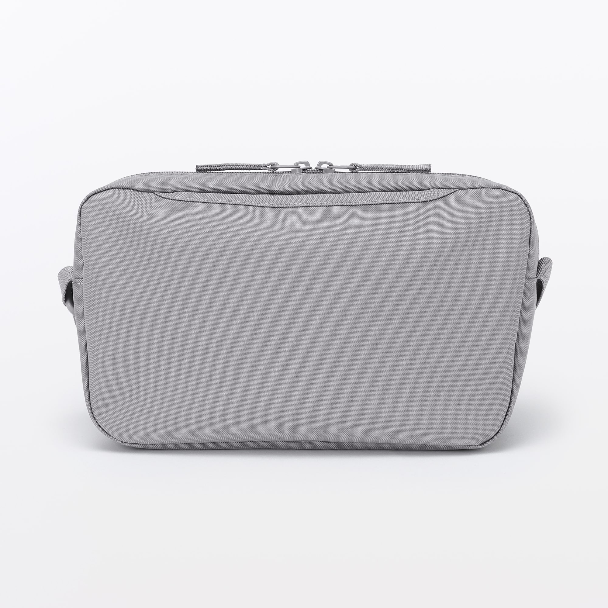 撥水　再生ポリエステル　背面ポケット付き　ショルダーバッグ