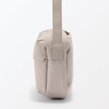 撥水　再生ポリエステル　背面ポケット付き　ショルダーバッグ