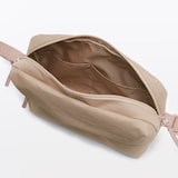 撥水　再生ポリエステル　背面ポケット付き　ショルダーバッグ