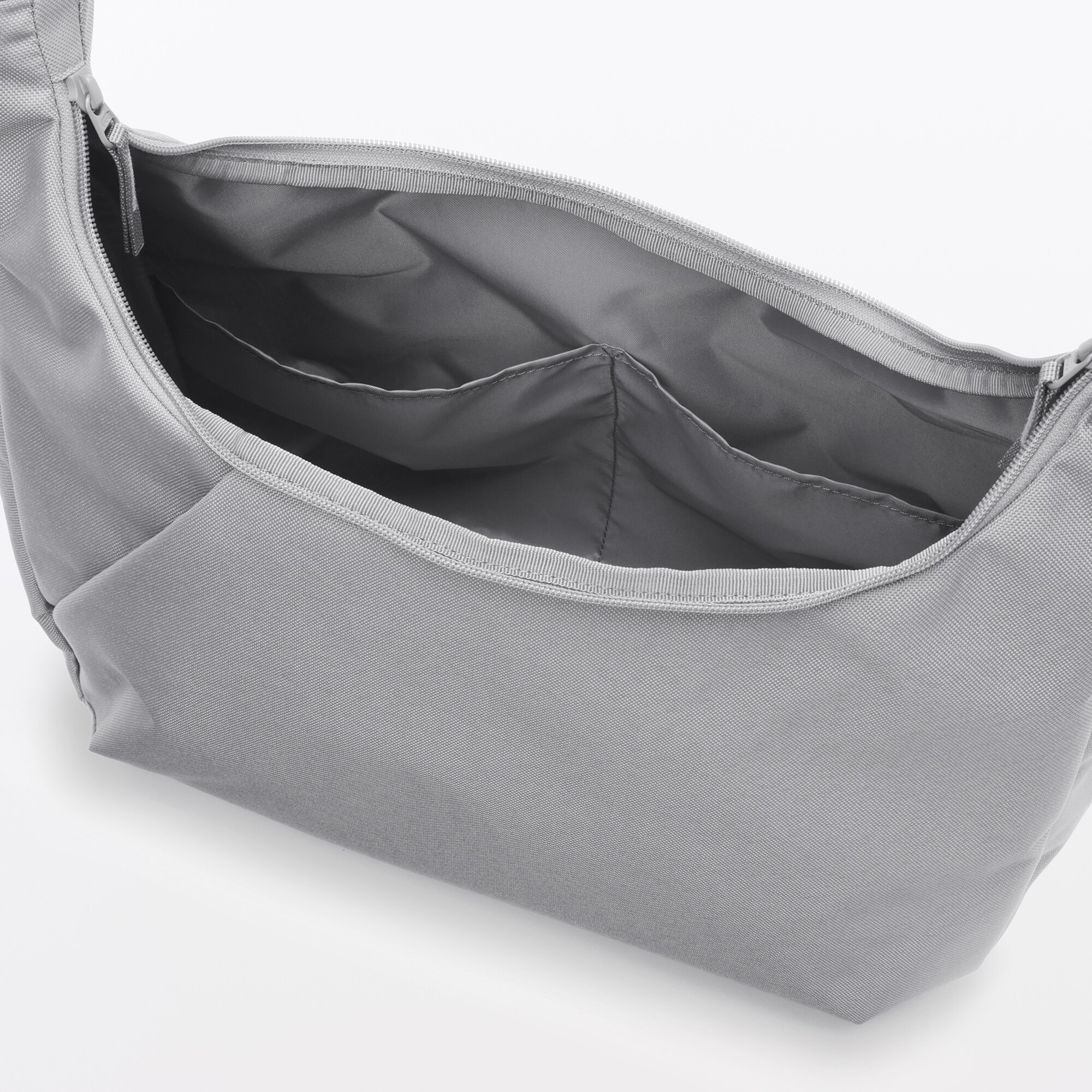 撥水　２ＷＡＹ　ワンショルダー　バッグ