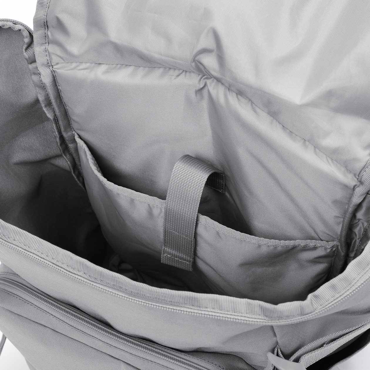 肩の負担を軽くする　撥水　上から開く　リュックサック