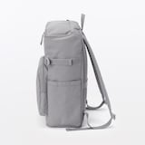 肩の負担を軽くする　撥水　上から開く　リュックサック