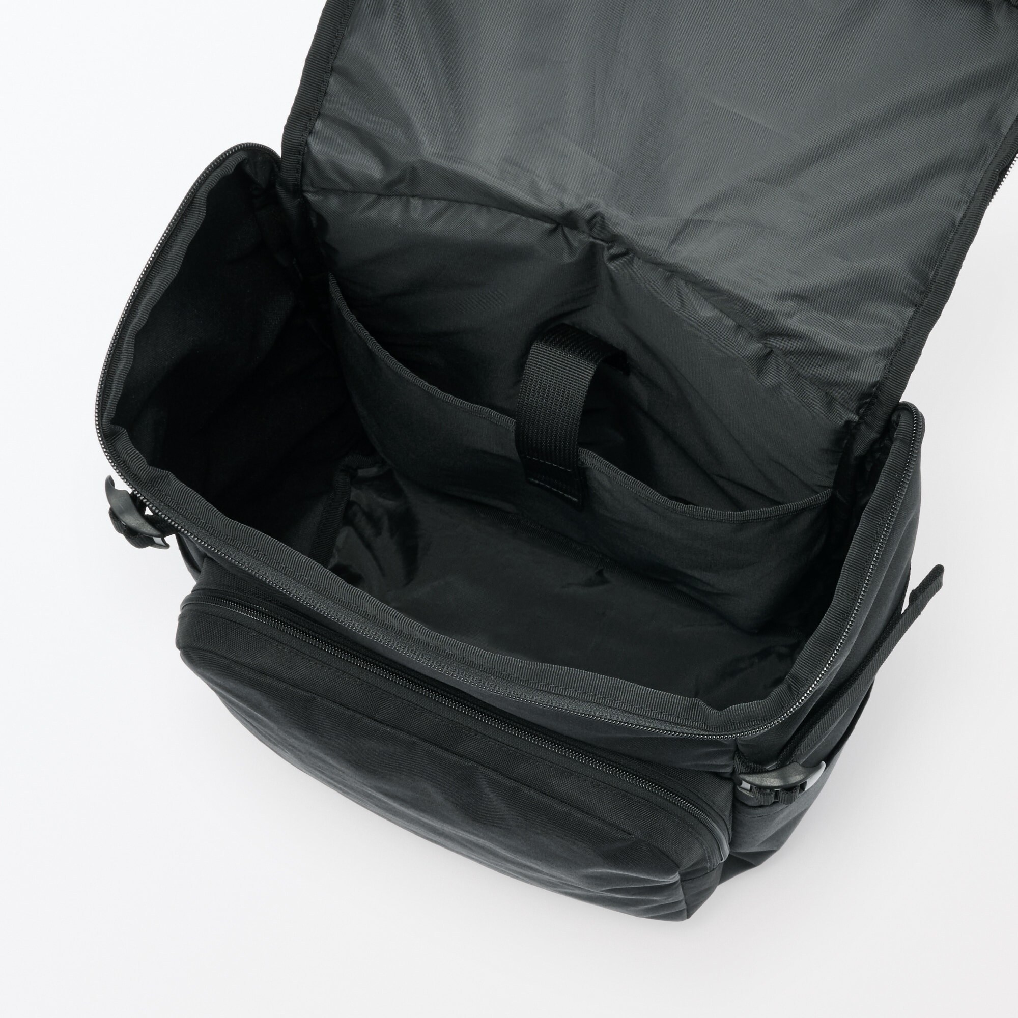 肩の負担を軽くする　撥水　上から開く　リュックサック