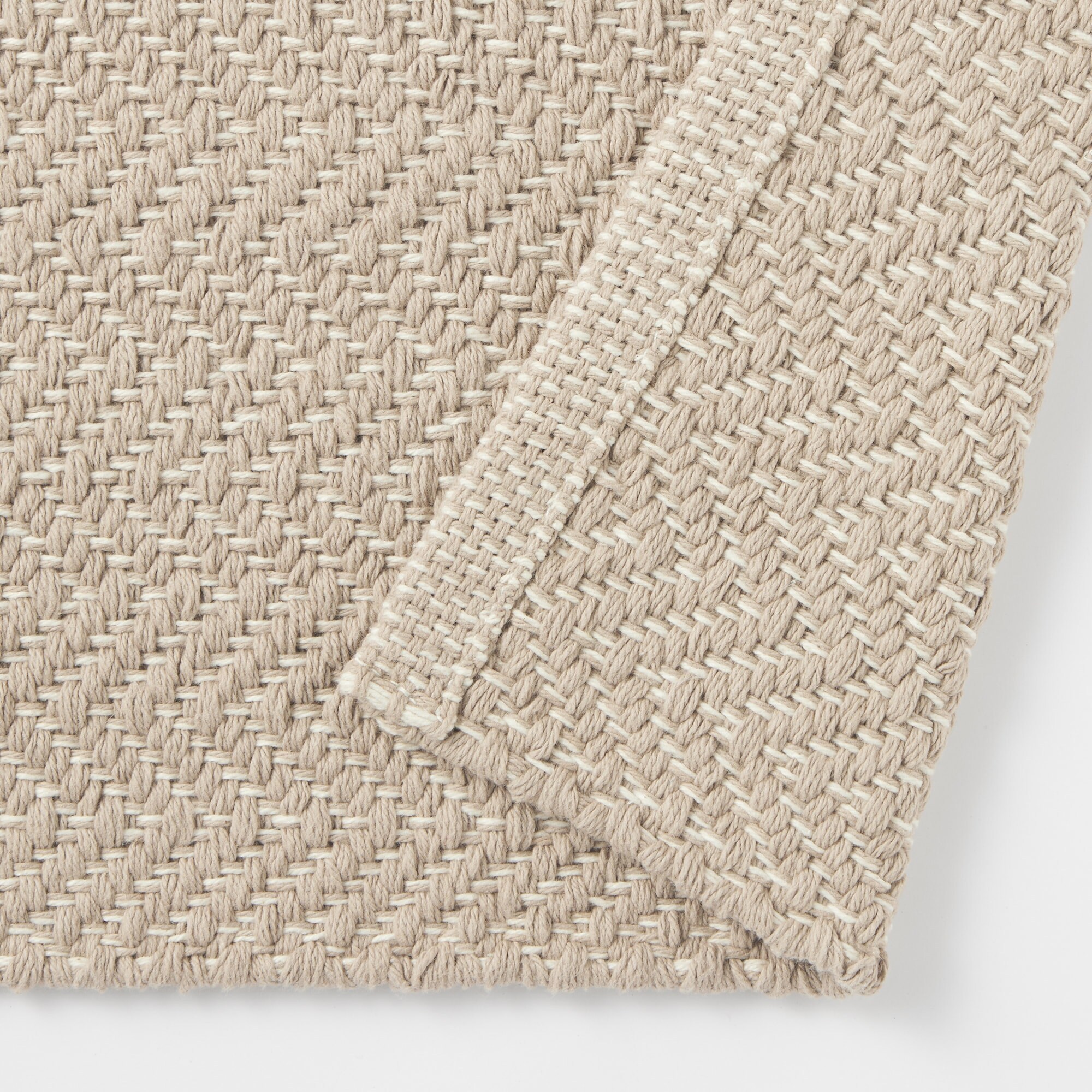 綿　手織りラグ　１４０×１９５ｃｍ