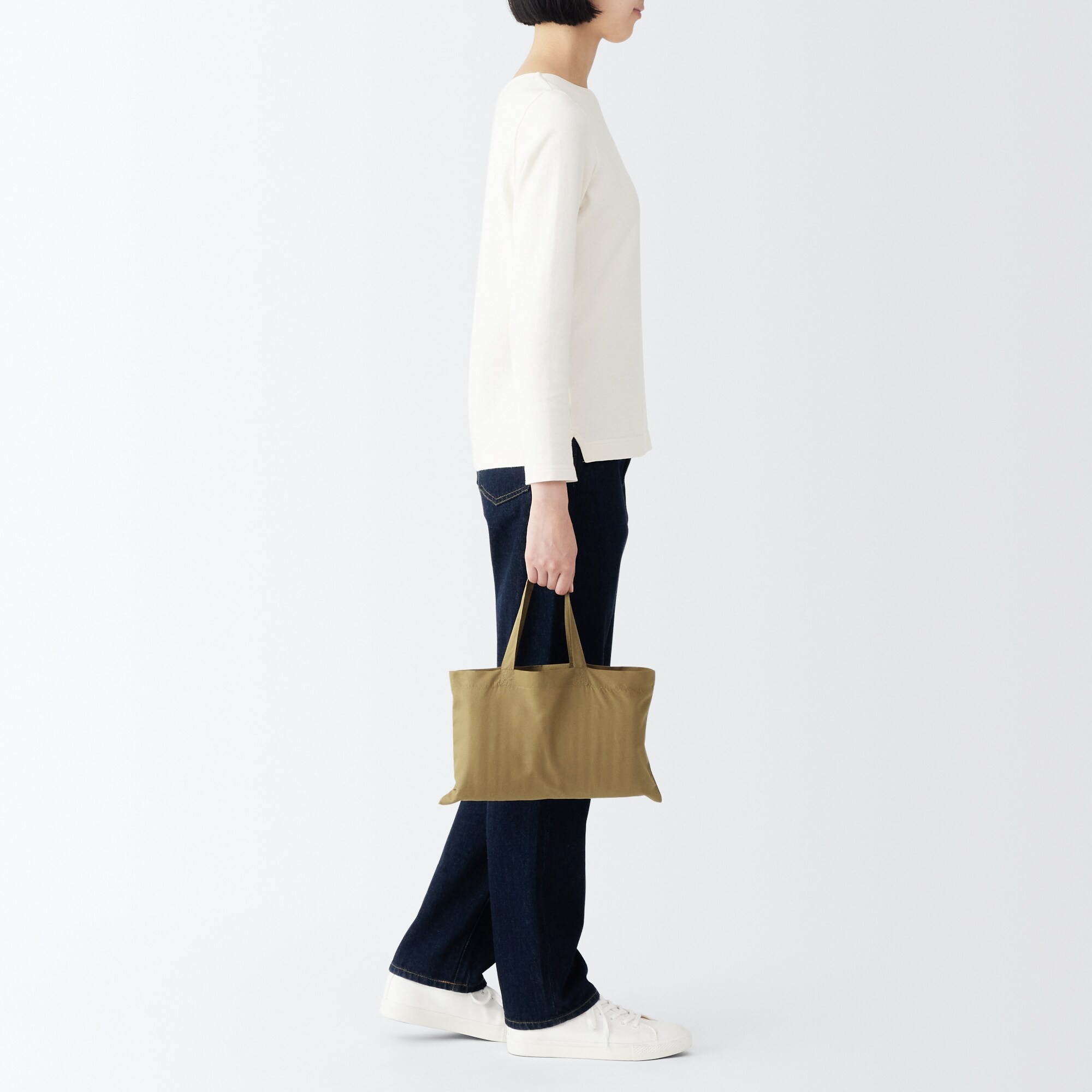 耐水　キルティングレジャーシート・９０×９０ｃｍ