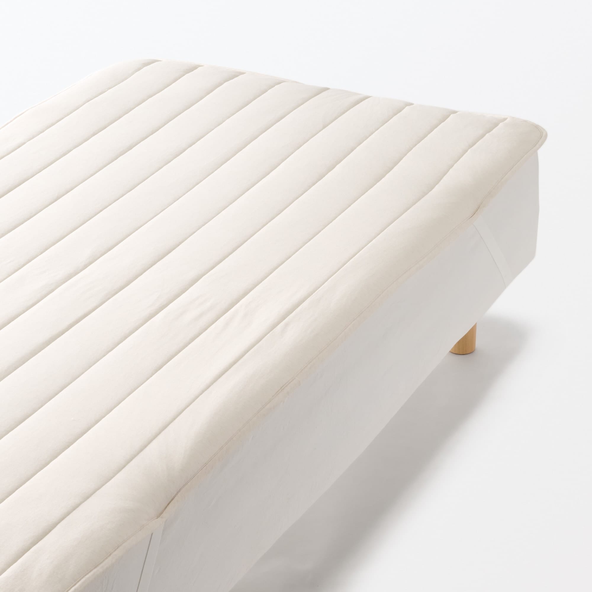 ひんやり綿　敷パッド／Ｄ