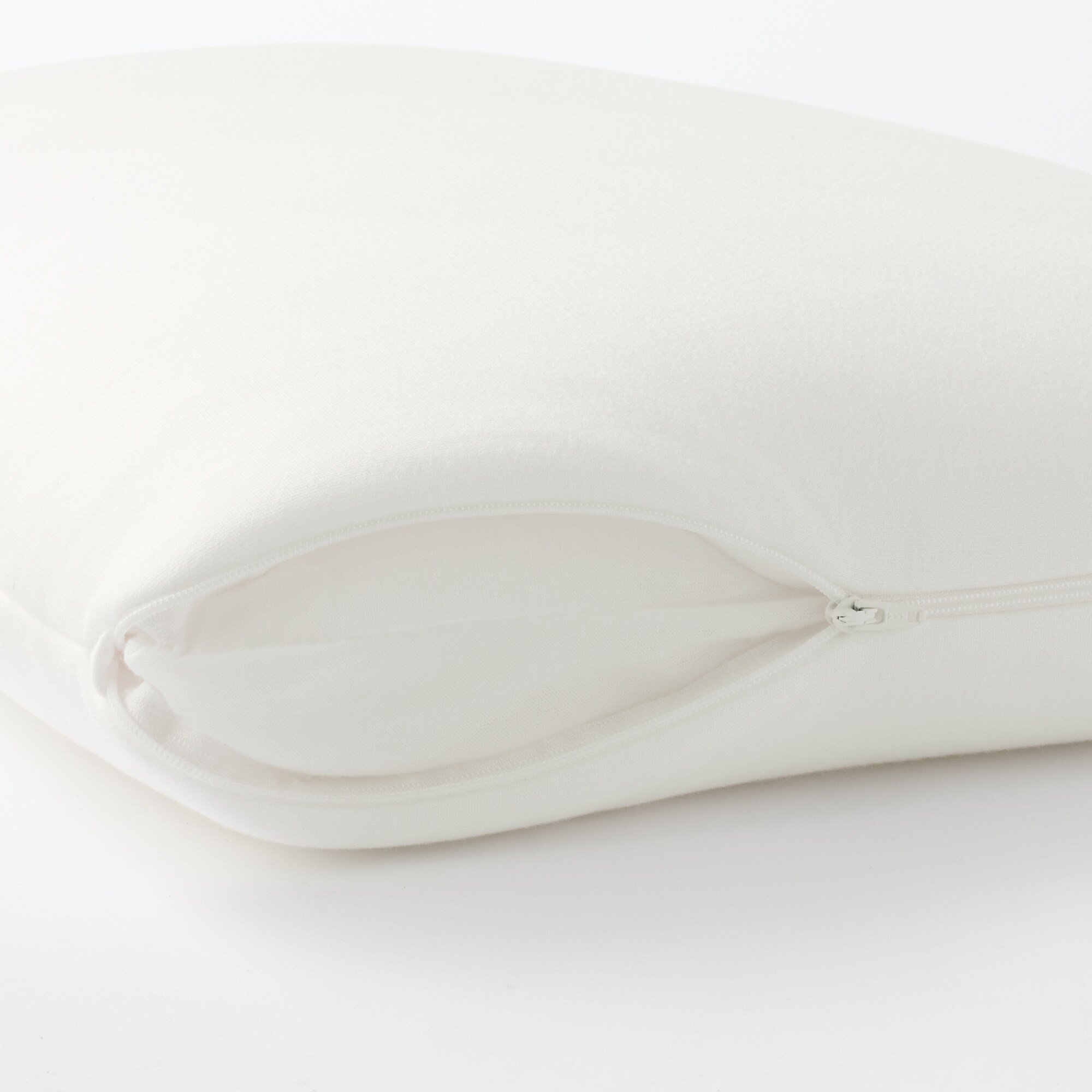 カバーが洗える 頭を支えるふっくらまくら 低め 40×60cm | 無印良品