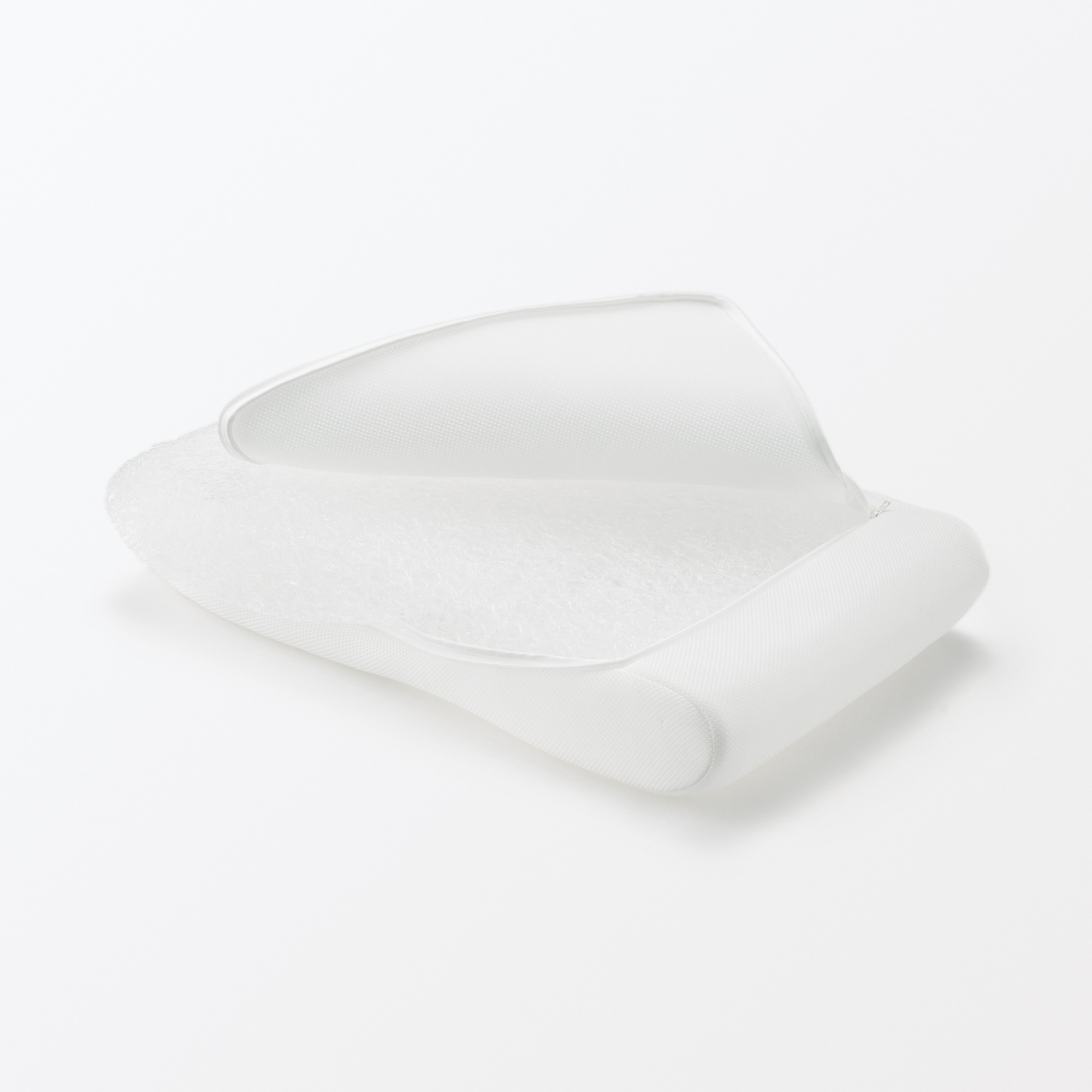 寝返りを受け止めるまくら 低め | 無印良品